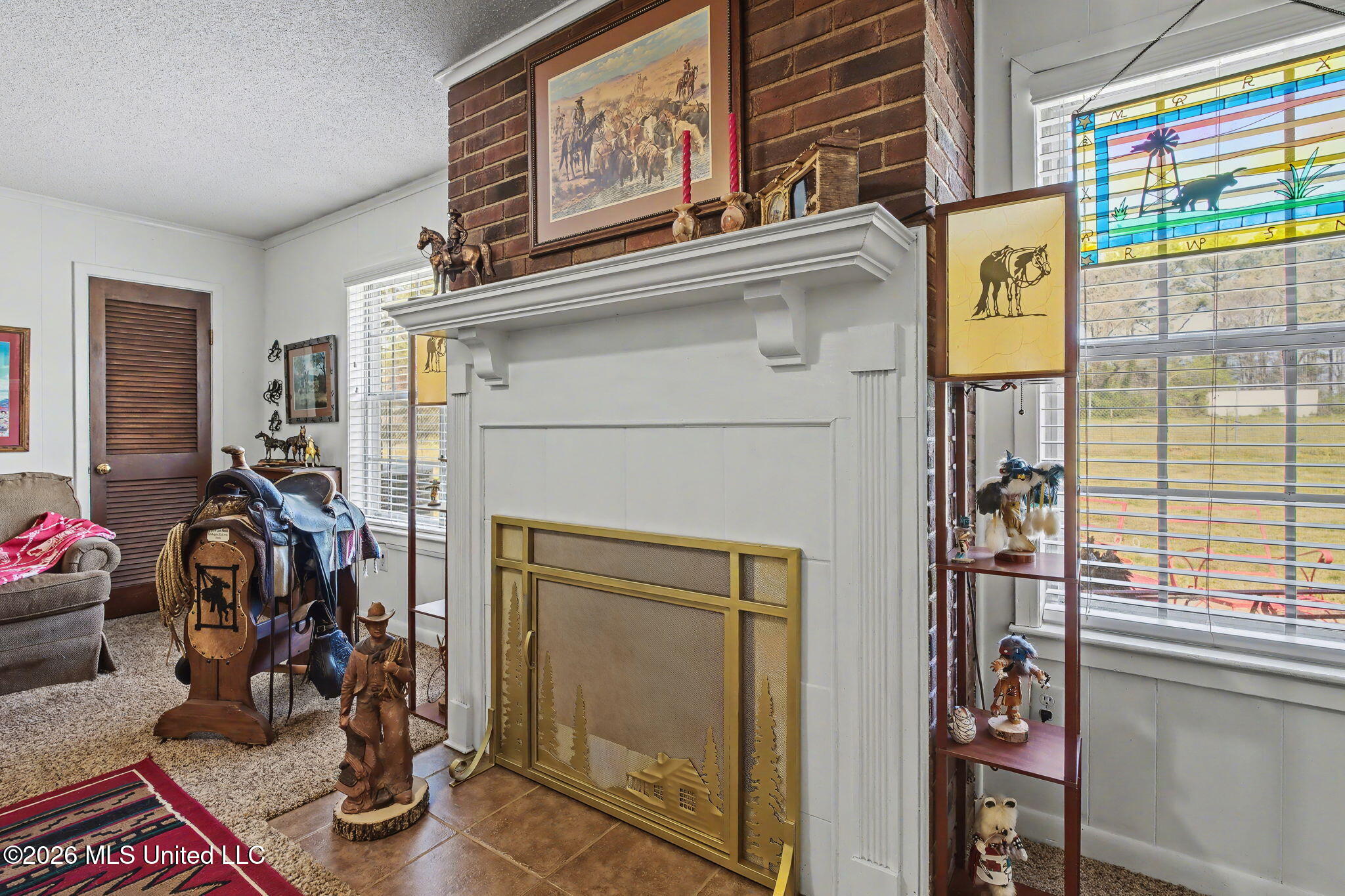 5600 Rolling Hills Drive Property Photo 9