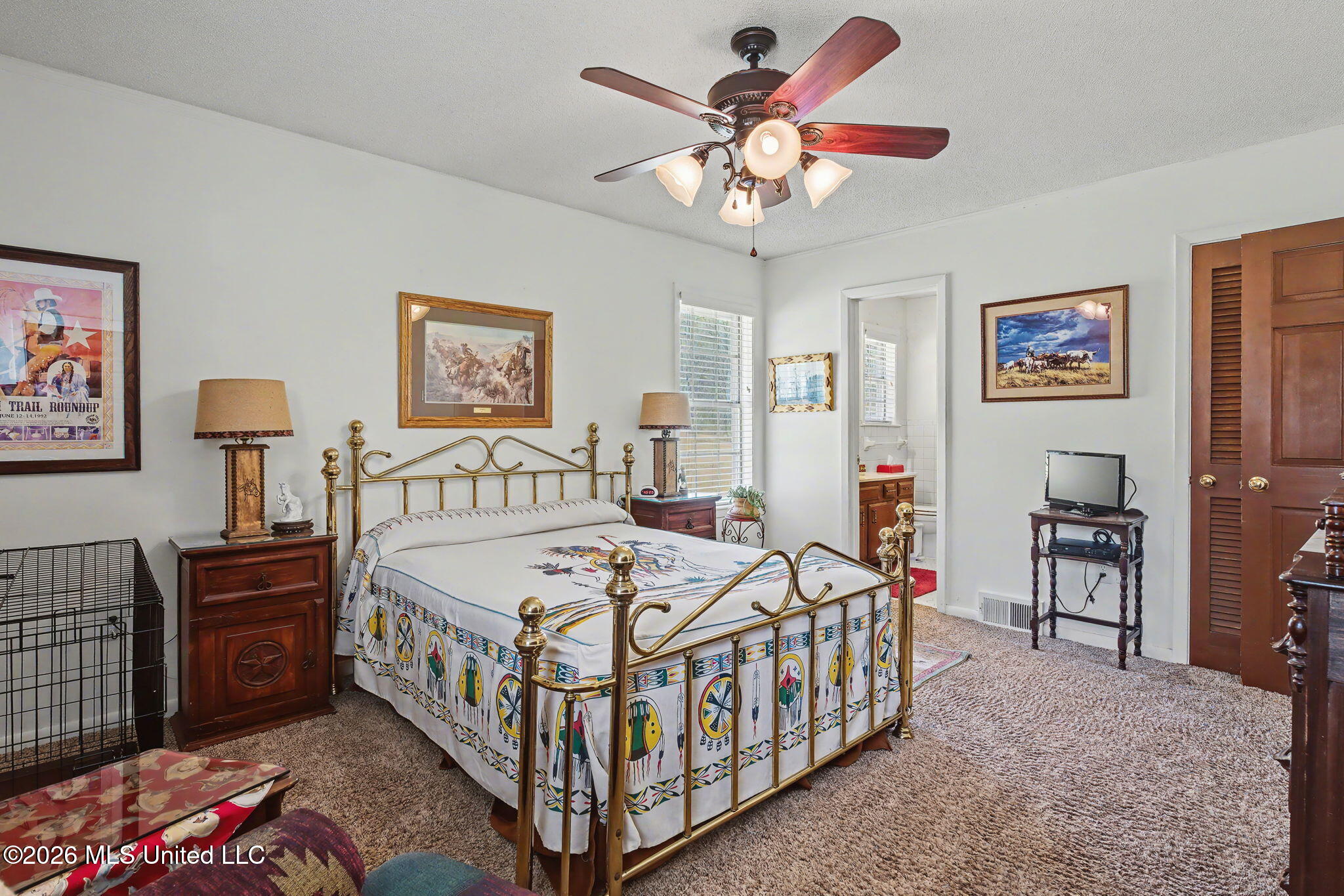 5600 Rolling Hills Drive Property Photo 15