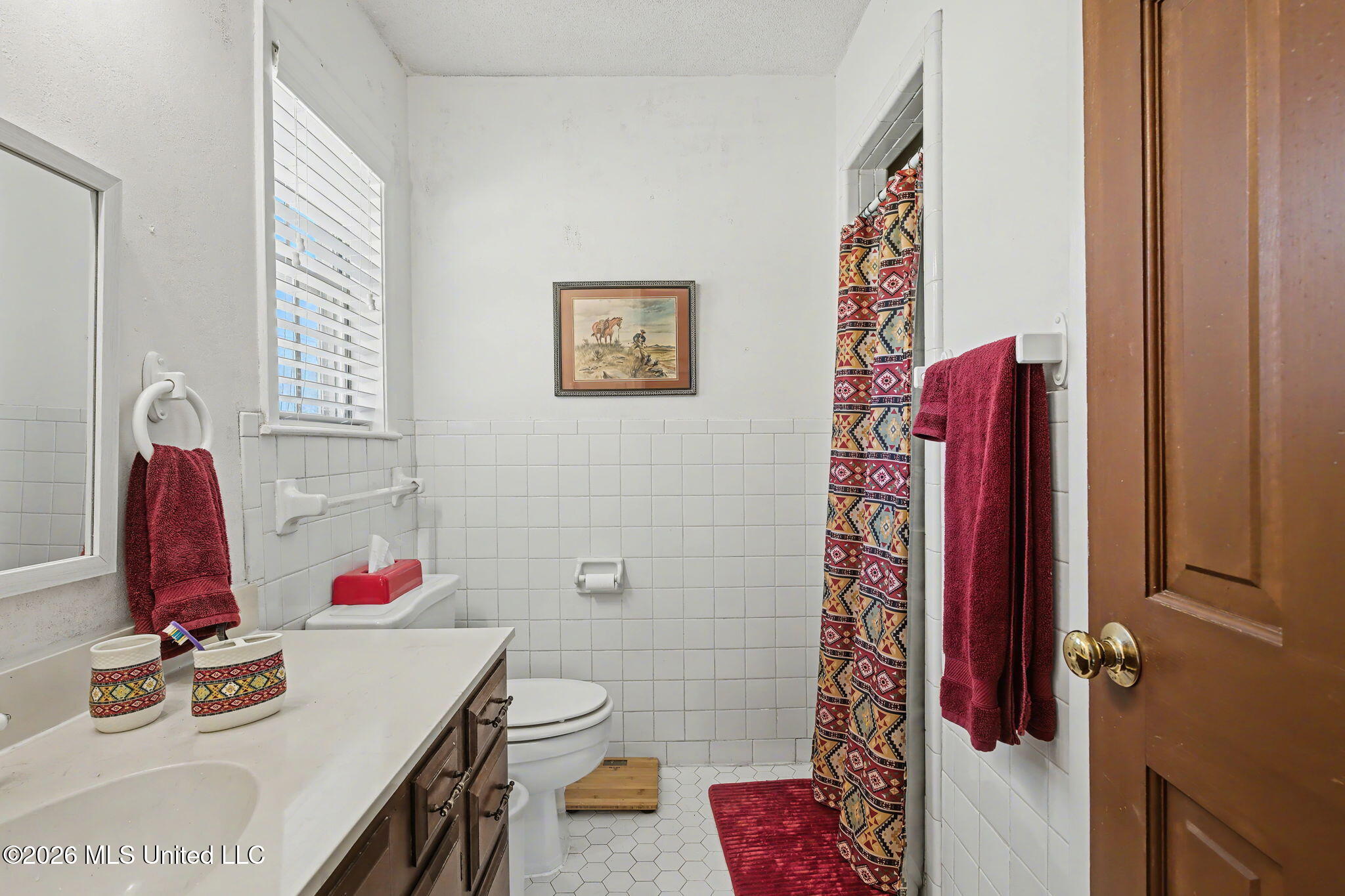 5600 Rolling Hills Drive Property Photo 16