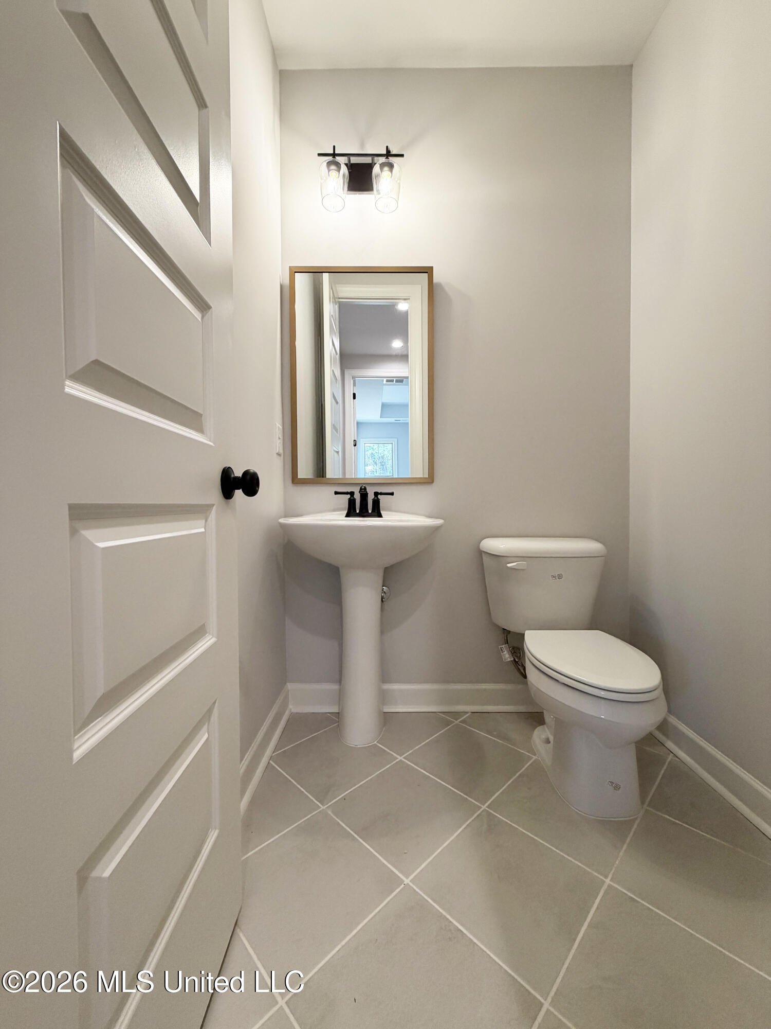 226 Cedar Crest Cove Property Photo 24