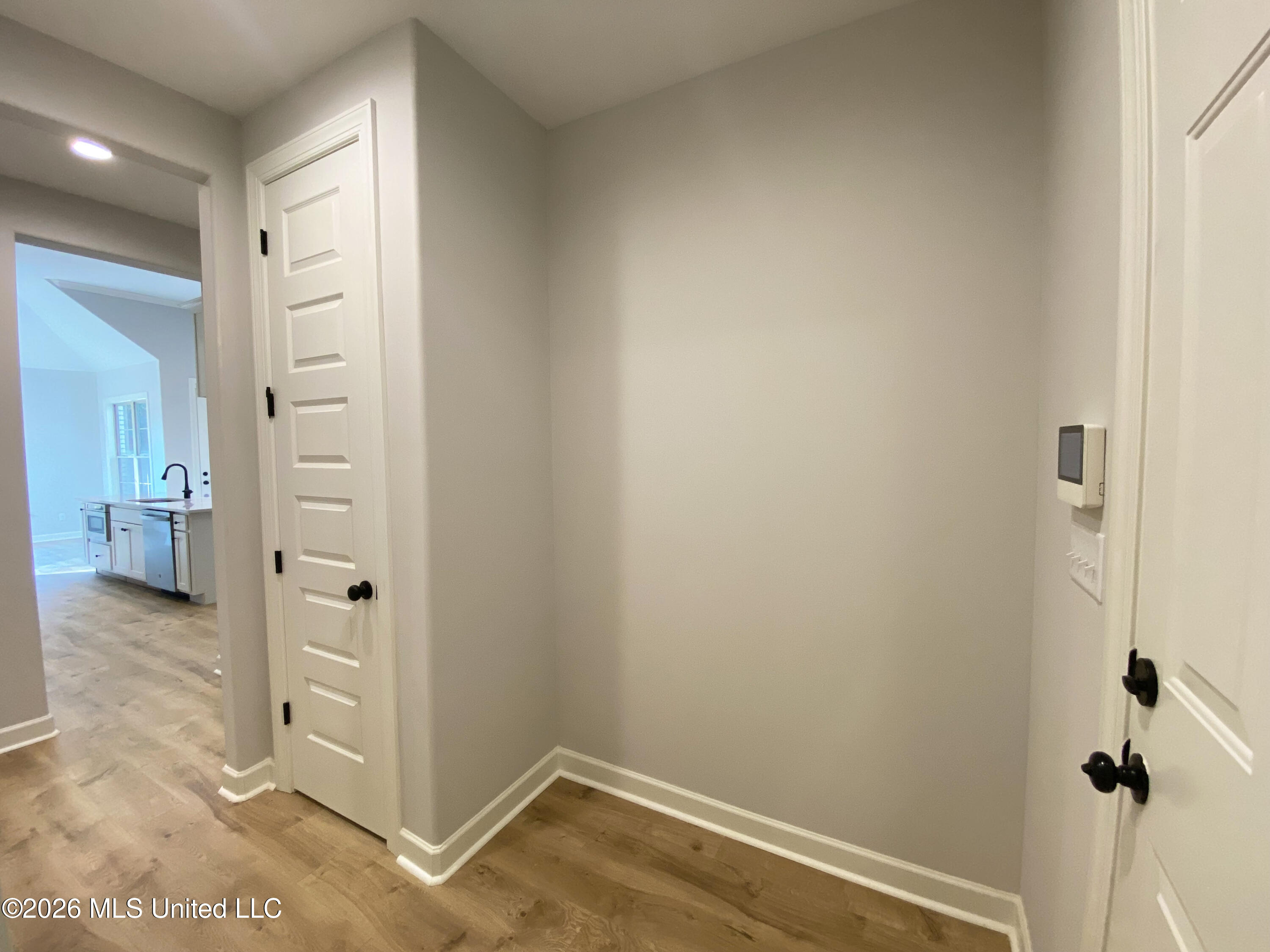 226 Cedar Crest Cove Property Photo 25