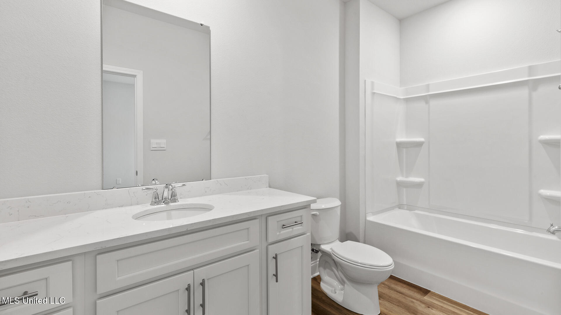 17117 River Hills Drive Property Photo 22