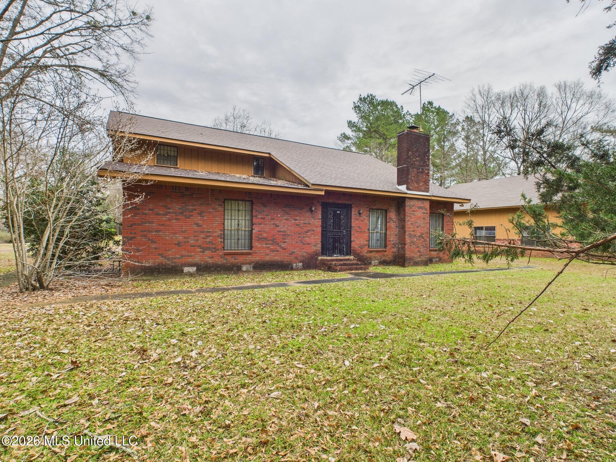 576 Franklin Road Property Photo 1