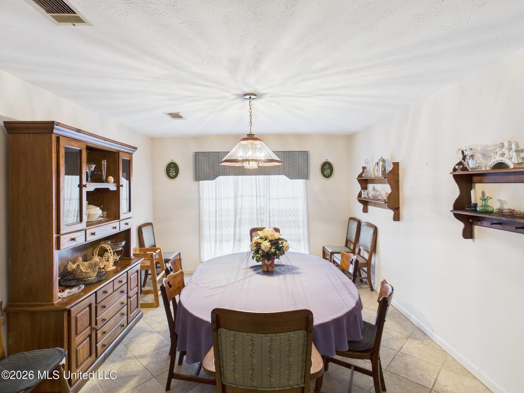 576 Franklin Road Property Photo 5