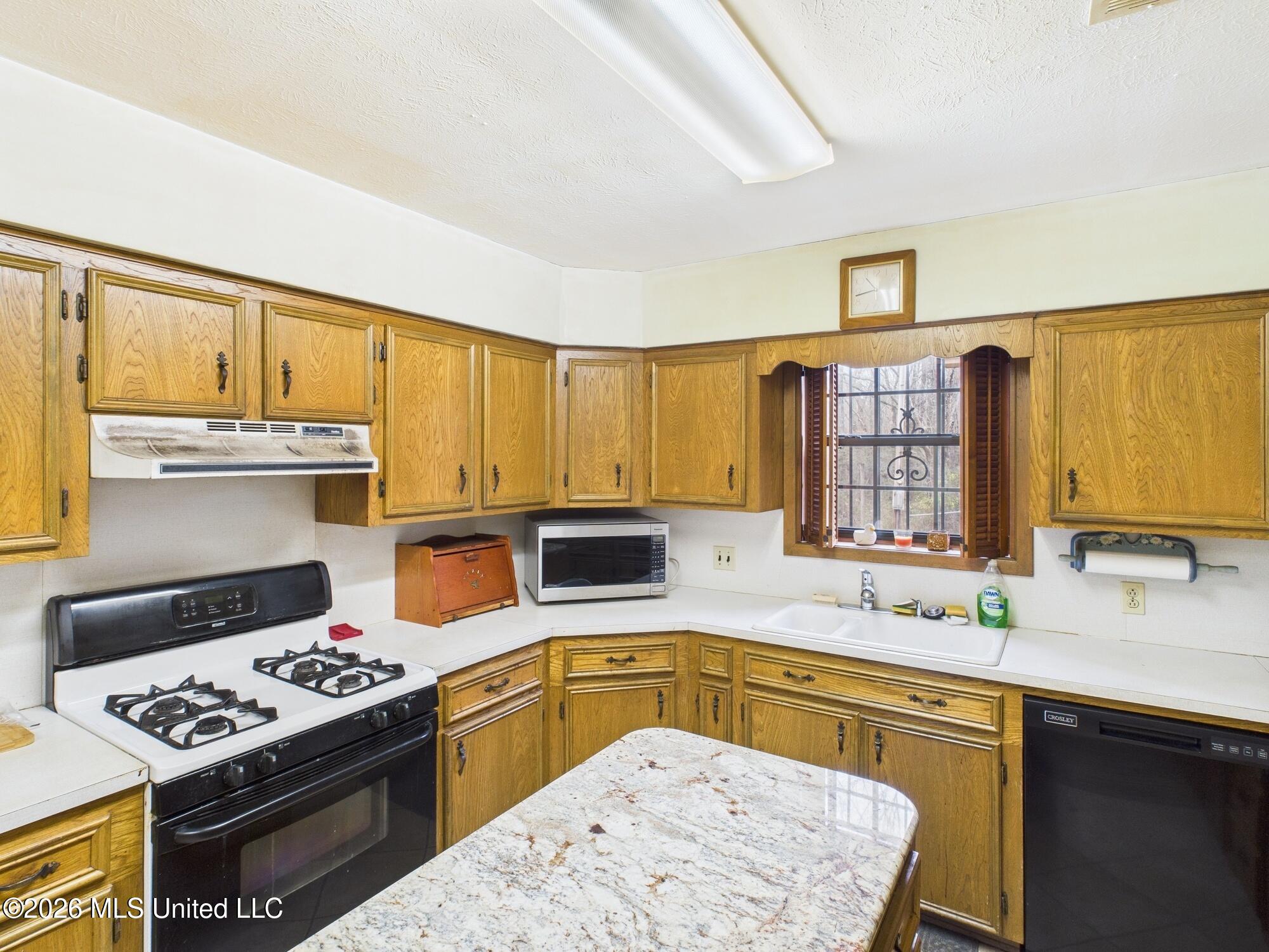 576 Franklin Road Property Photo 30