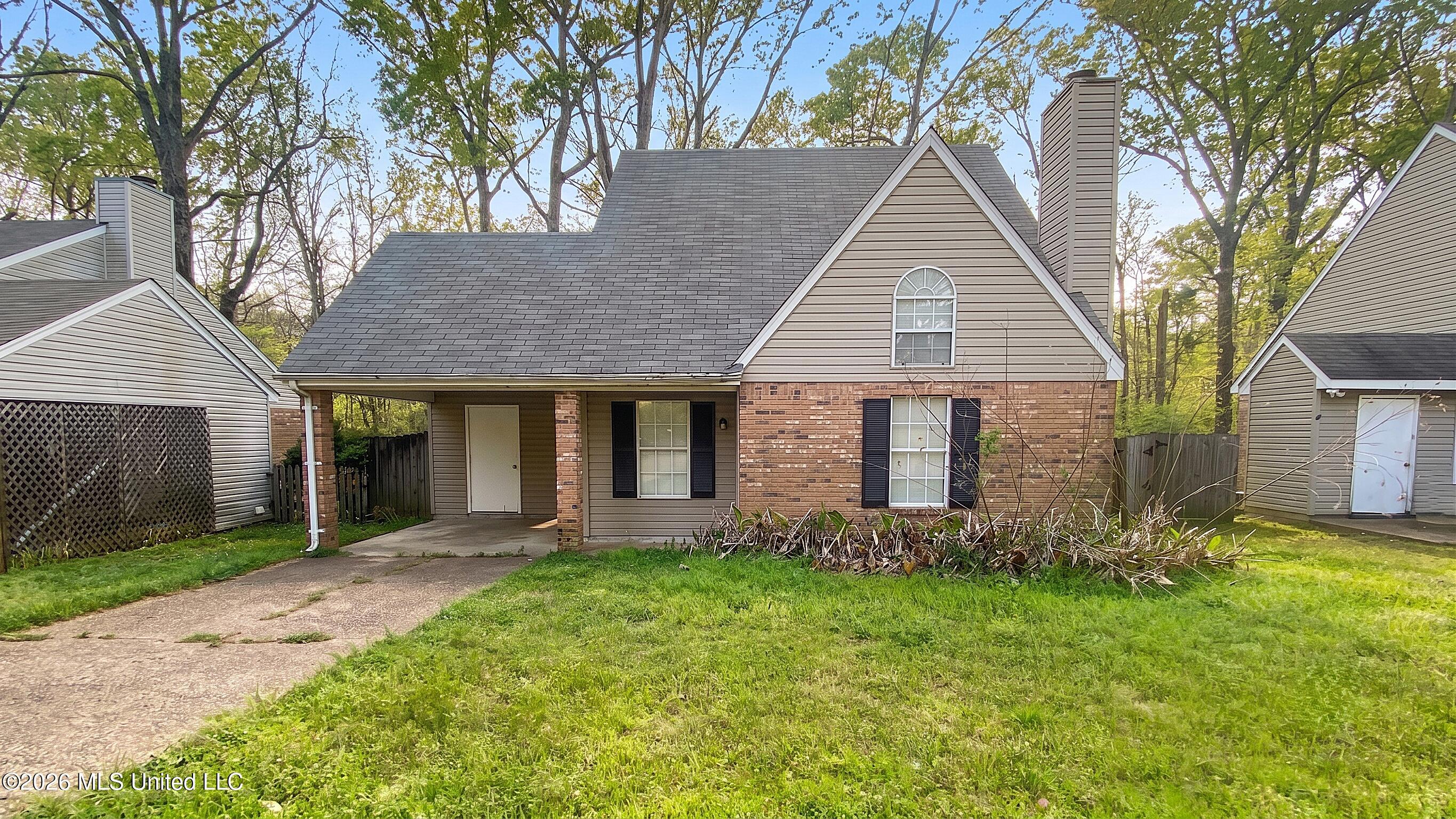 115 Shadow Hill Drive Property Photo 1