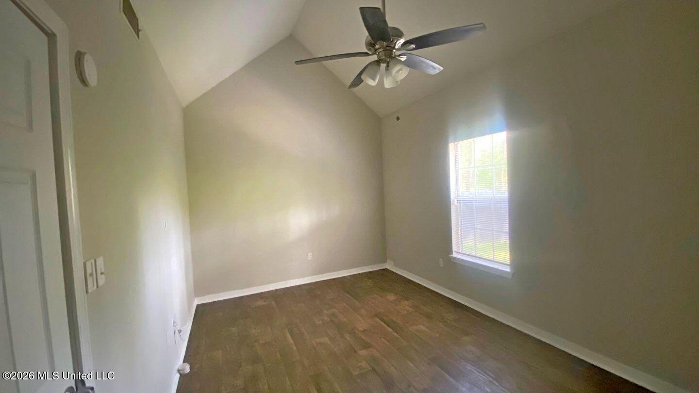 133 Shadow Hill Drive Property Photo 10