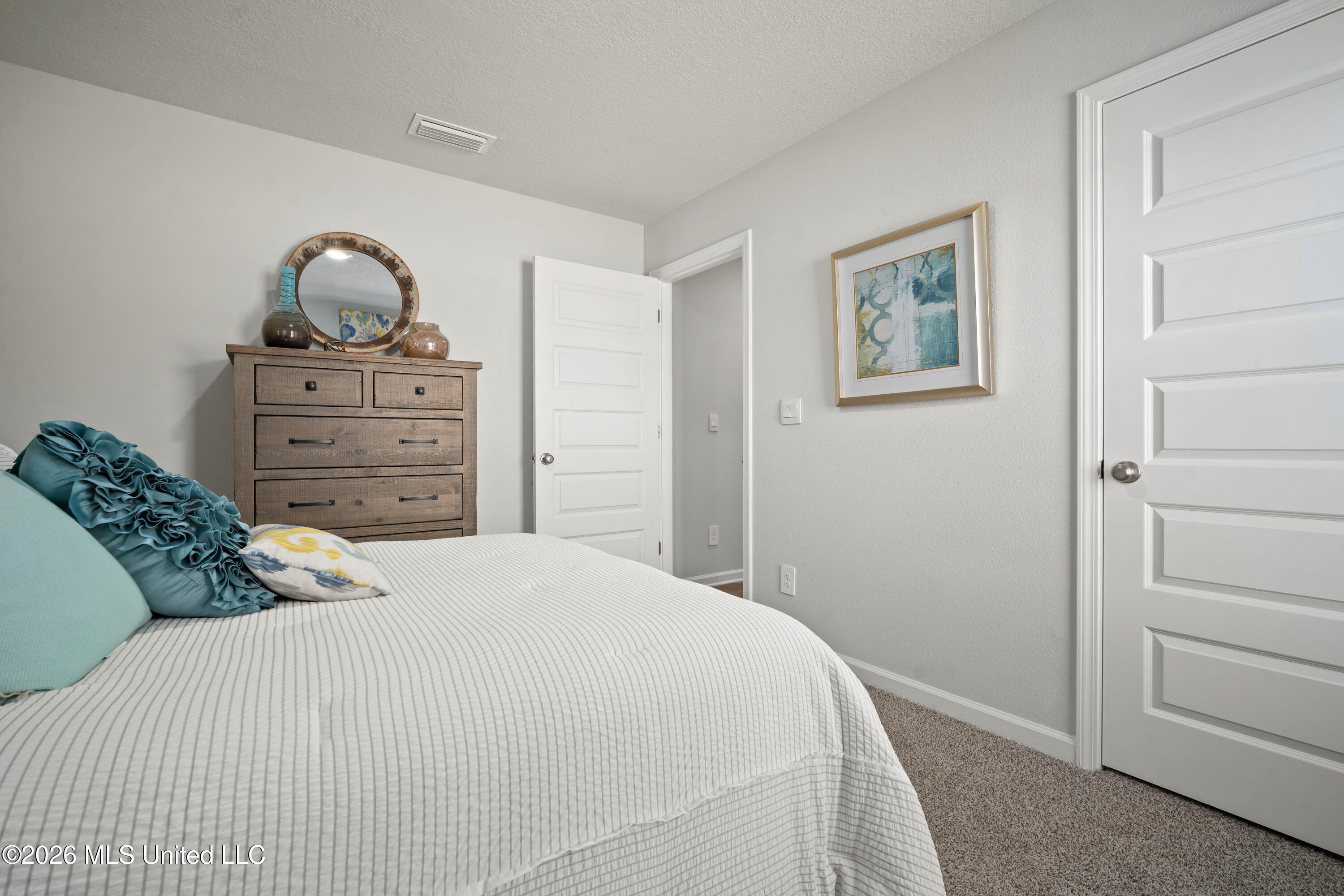 13429 Pond Ridge Way Property Photo 28