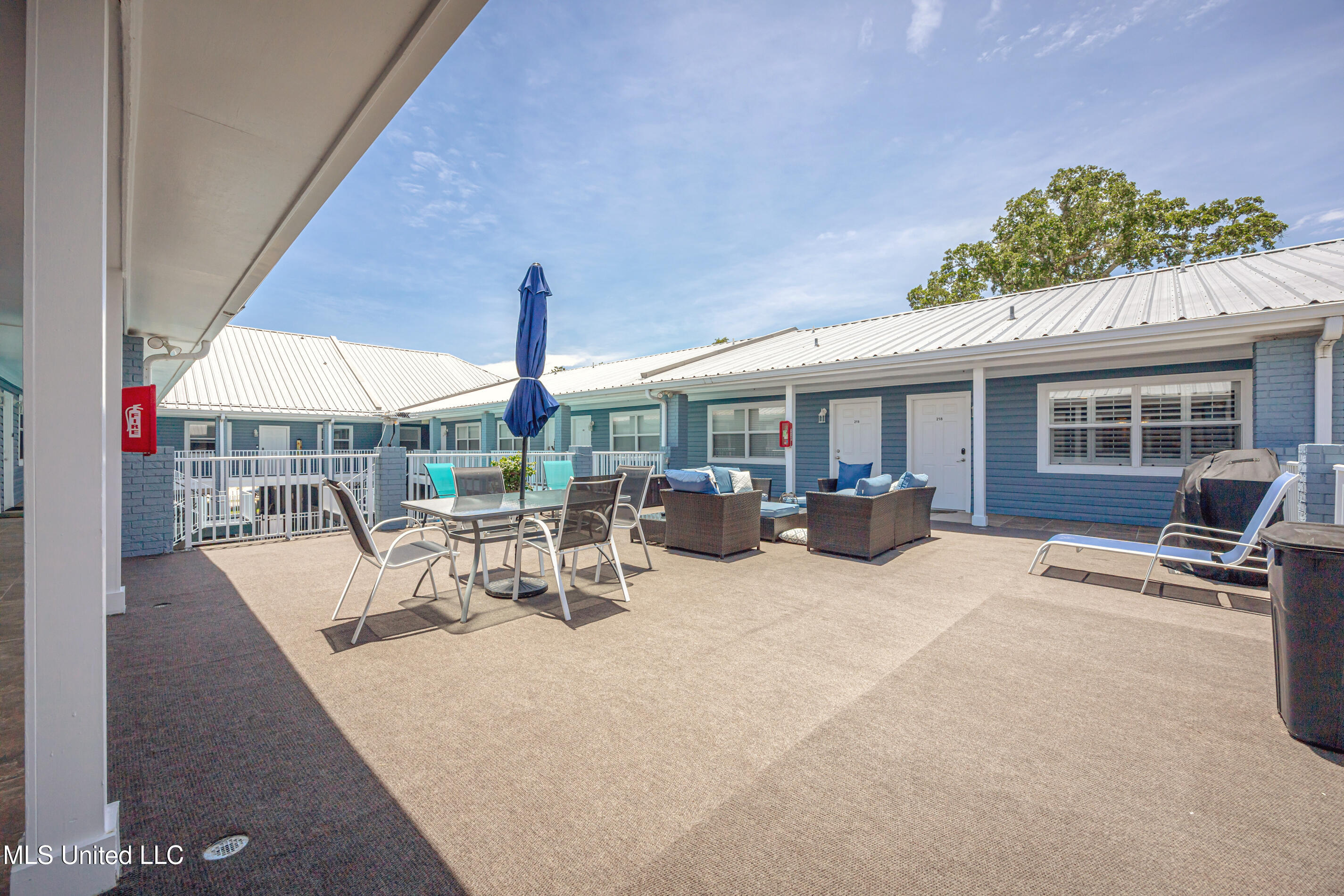 1282 Beach Boulevard Property Photo 18