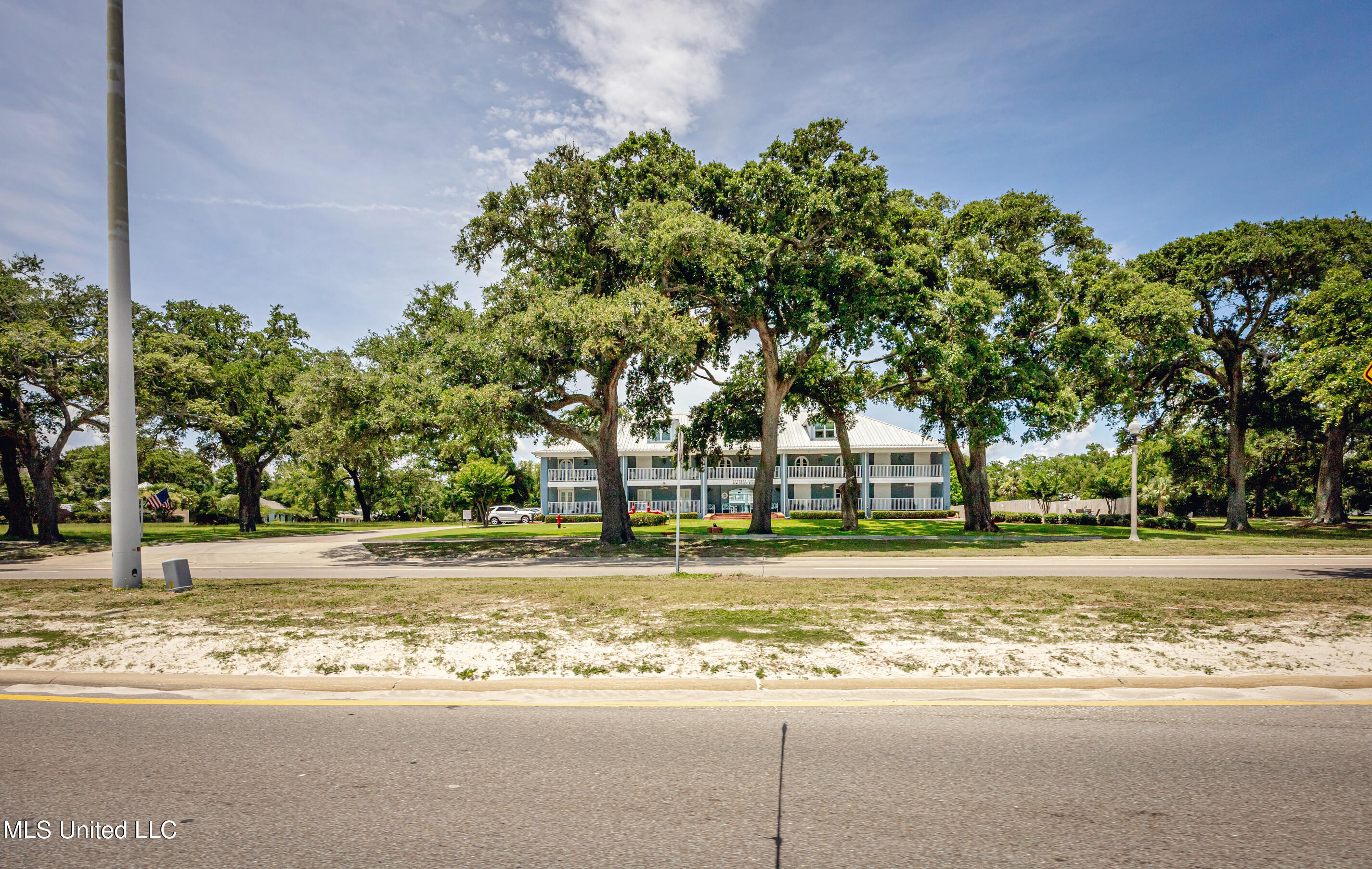 1282 Beach Boulevard Property Photo 31