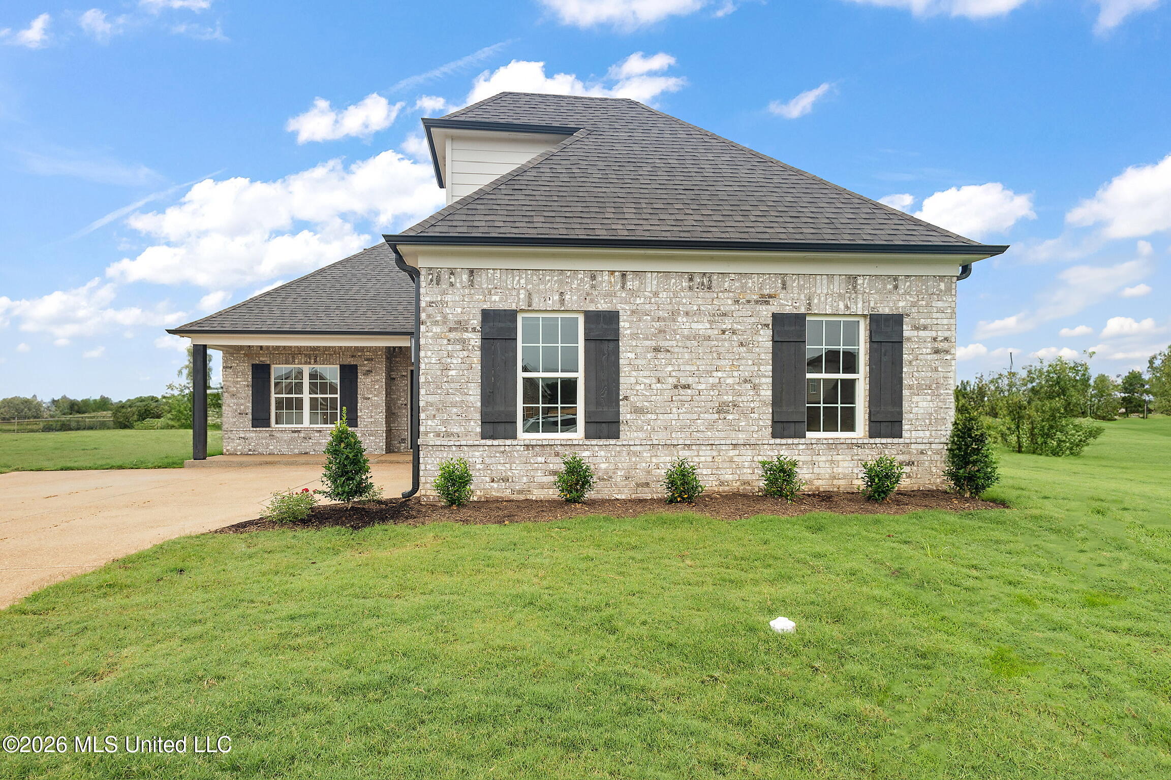 13835 Jack Thomas Boulevard Property Photo 1