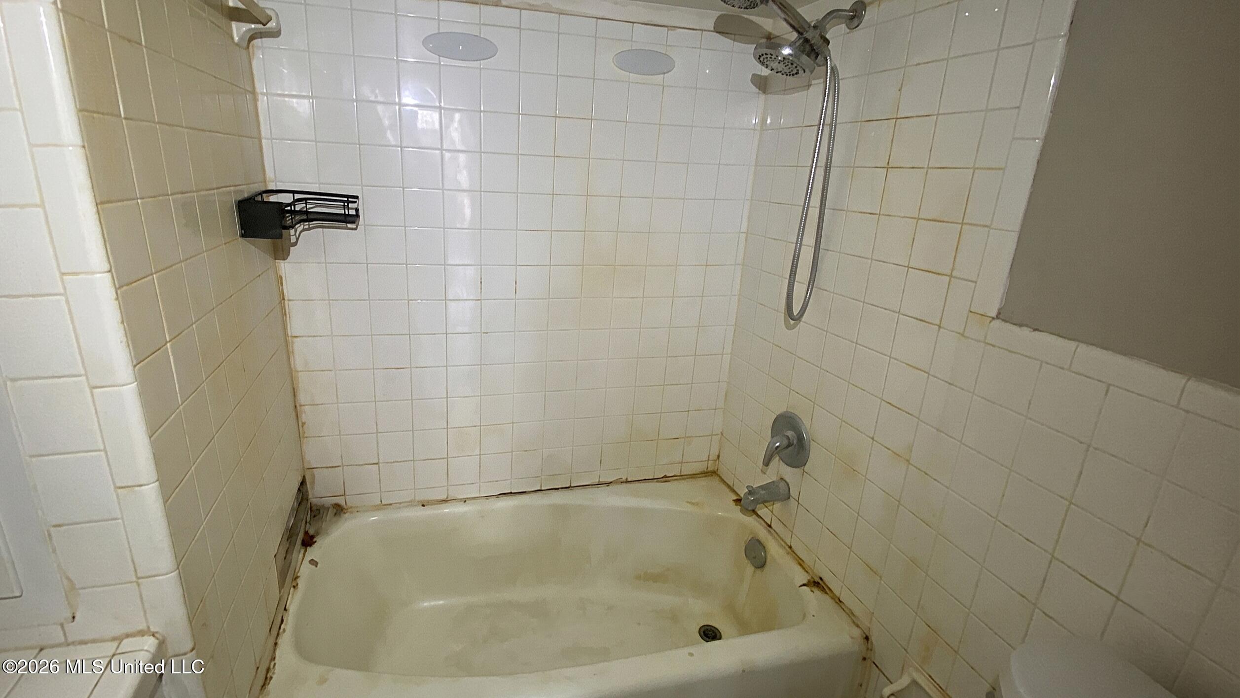 217 E Center Street Property Photo 9
