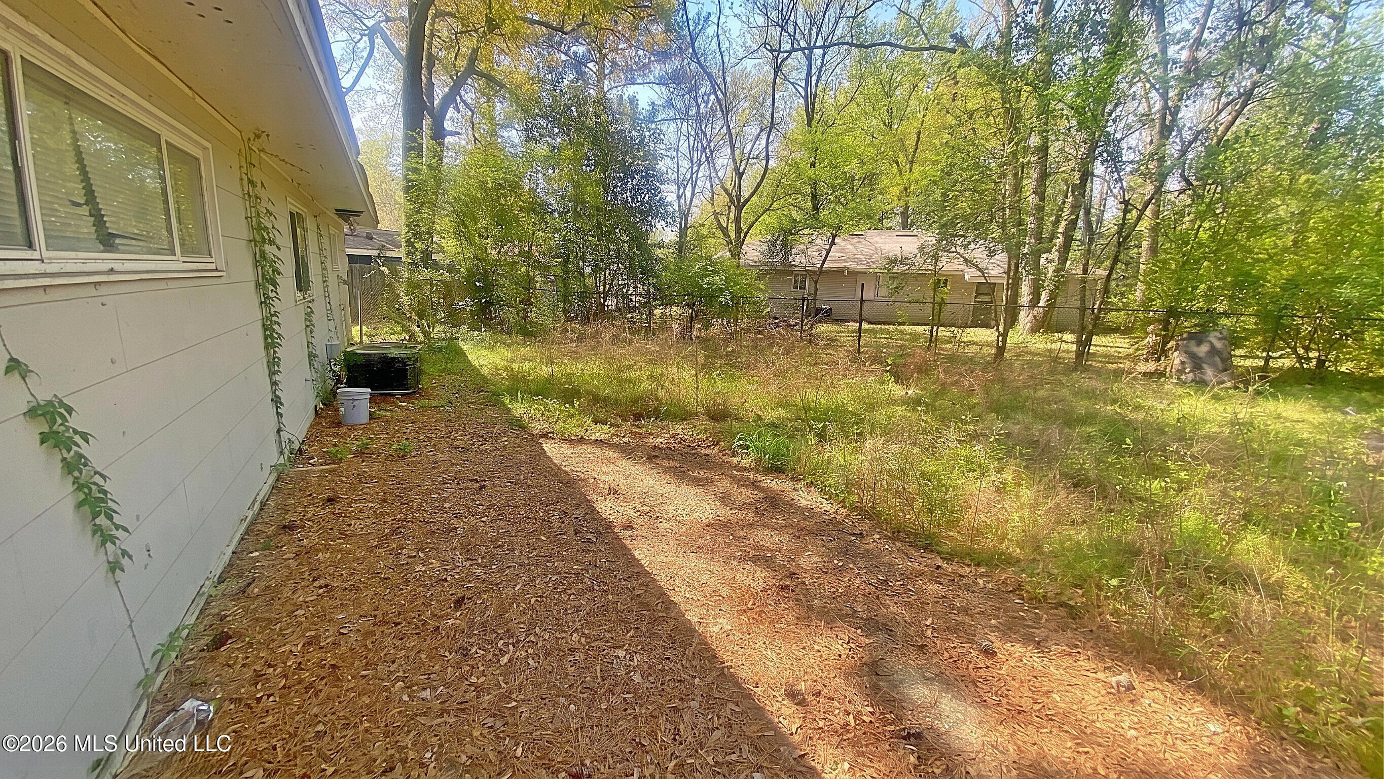 3129 Lakewood Drive Property Photo 9