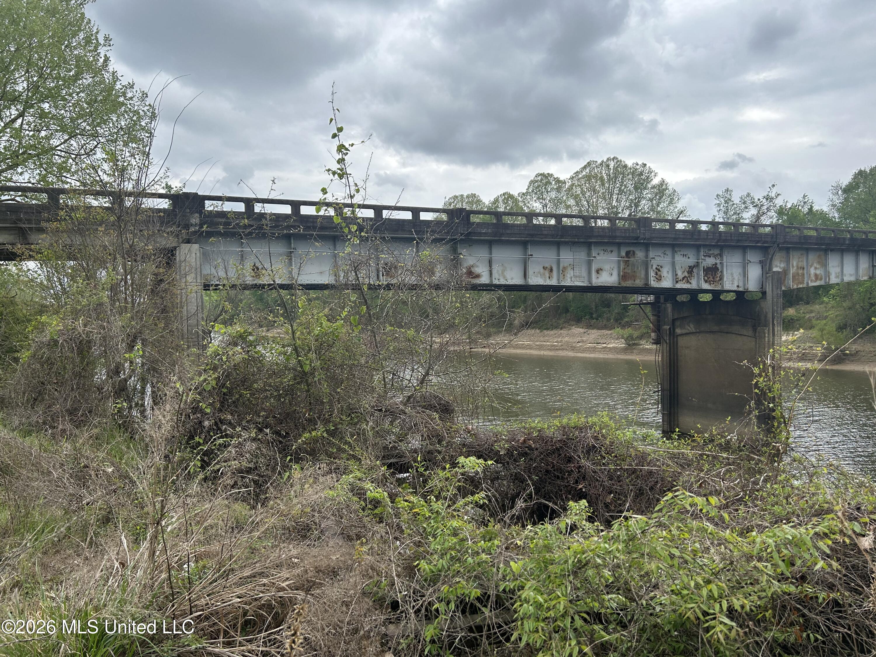 Highway 184 Property Photo 12