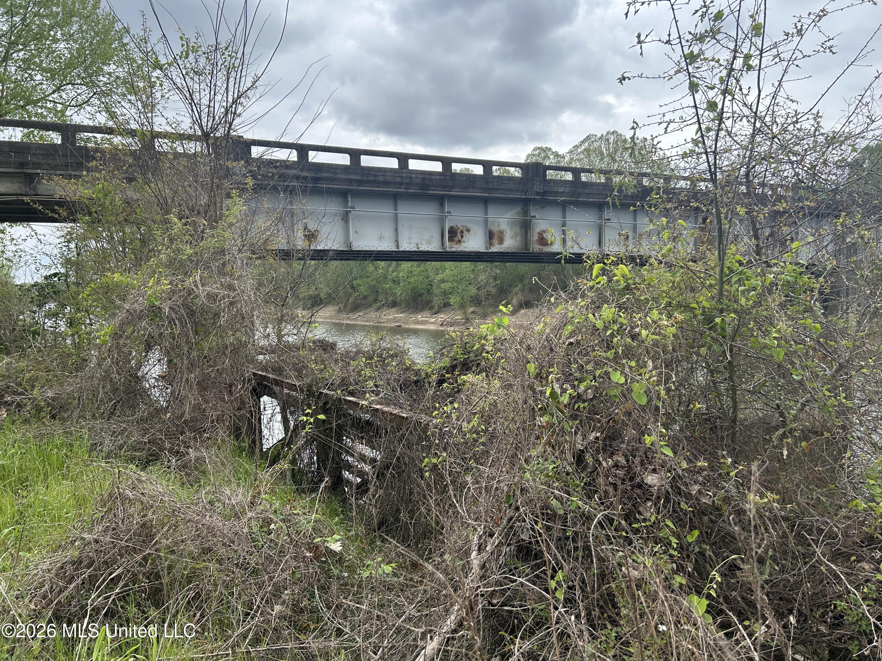 Highway 184 Property Photo 13