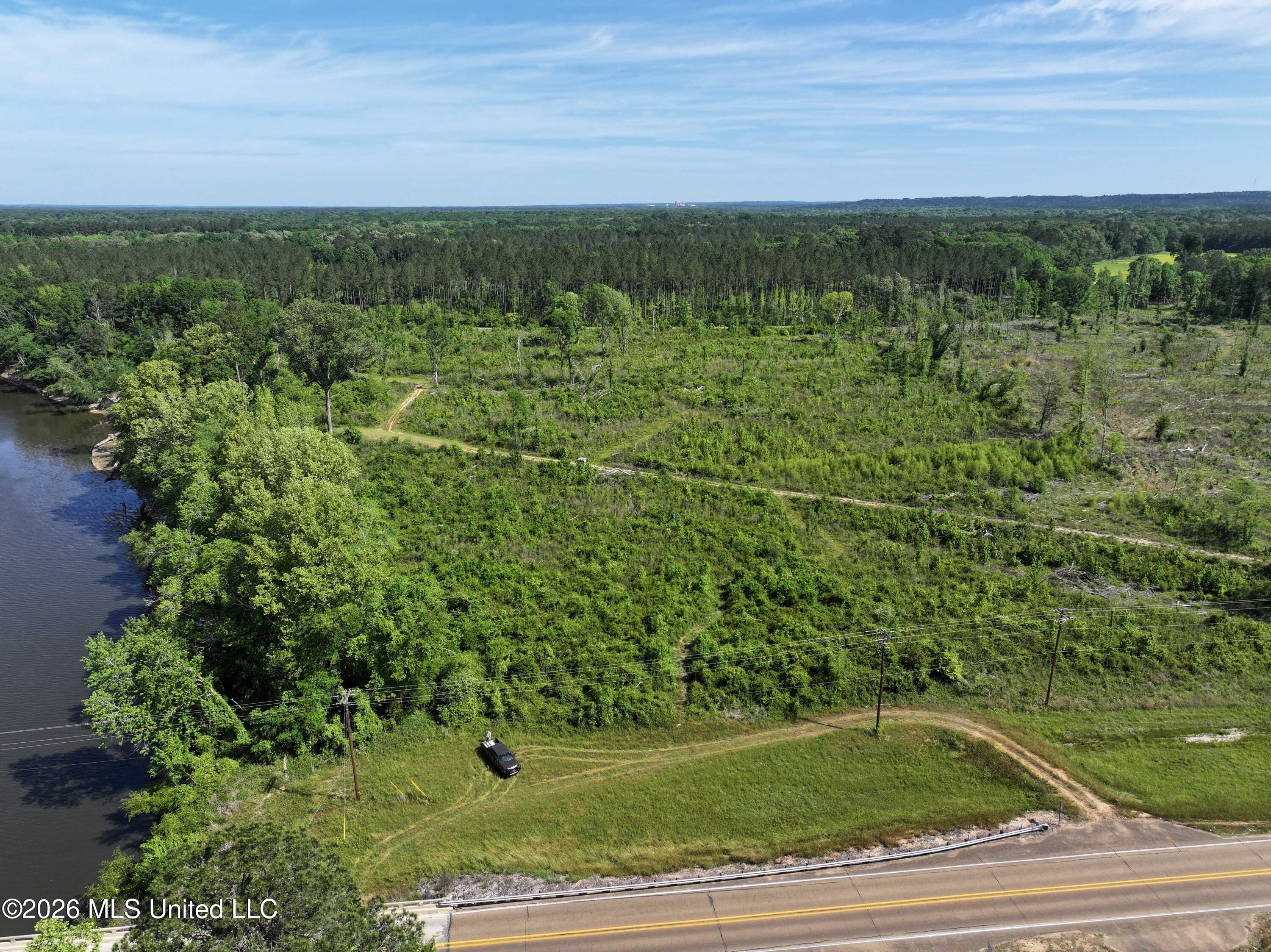 Highway 184 Property Photo 25