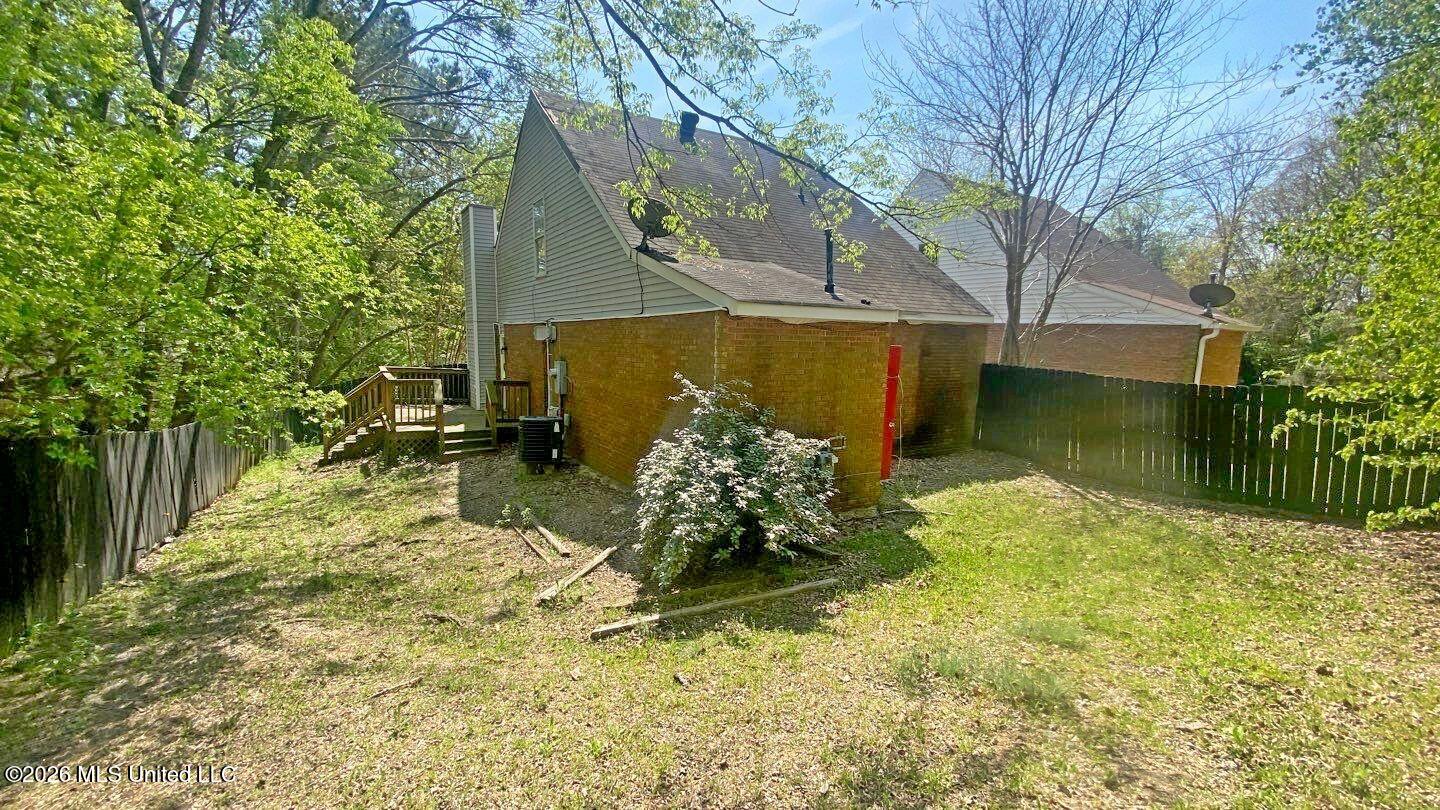 7026 Copper Cove Property Photo 11