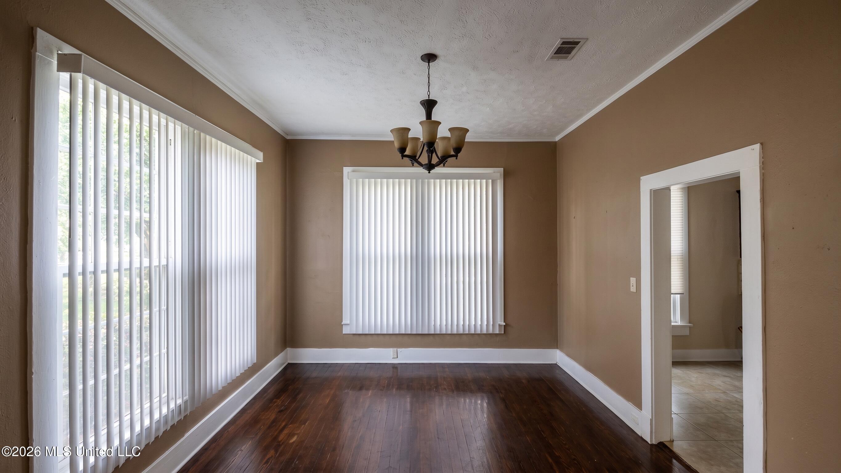221 E Center Street Property Photo 5