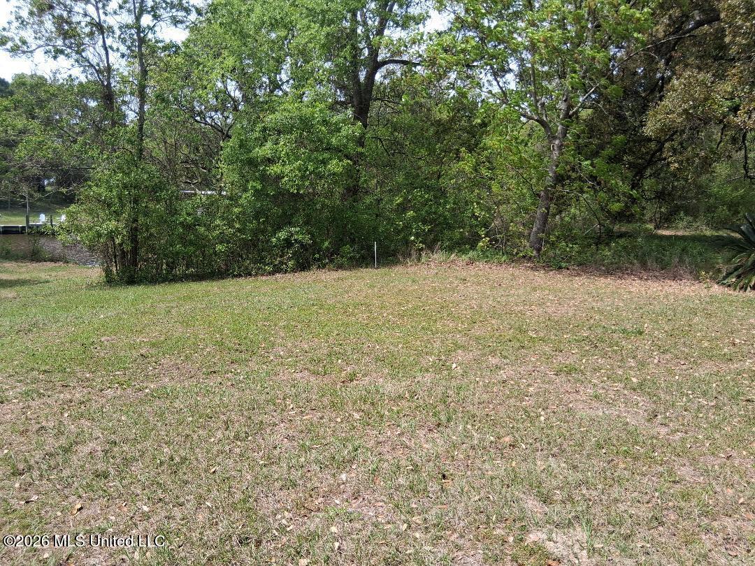 2101 Sandalwood Place Property Photo 8