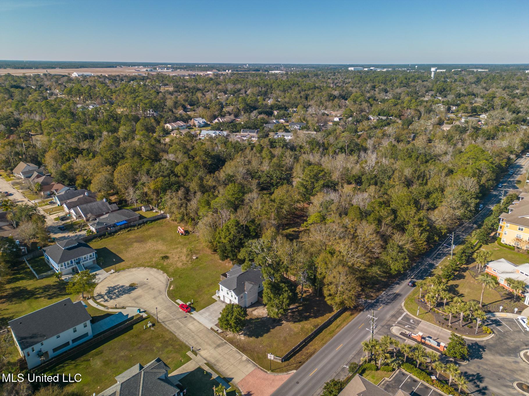 1017 Courthouse Road Property Photo 1