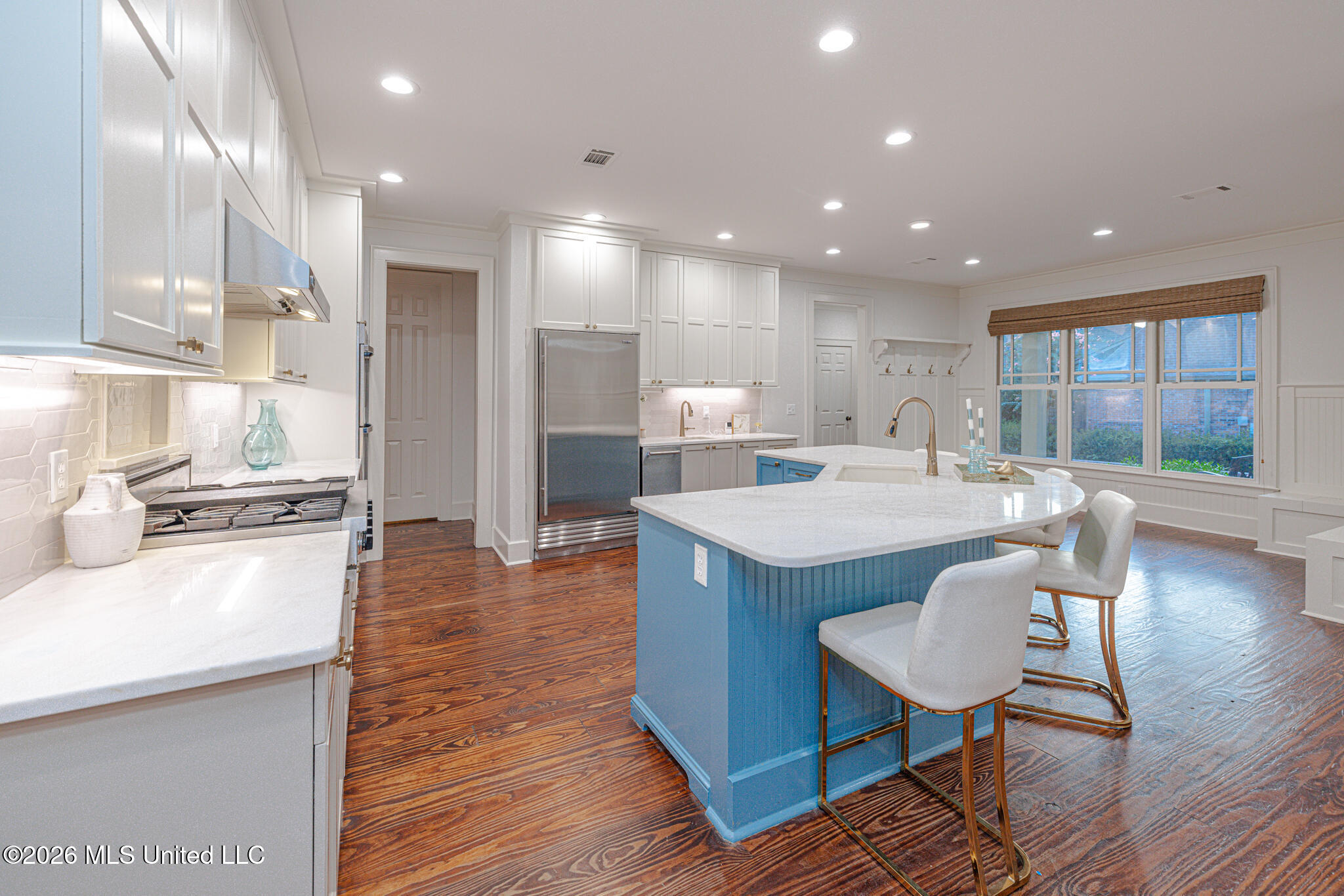 148 Cedar Woods Cove Property Photo 13