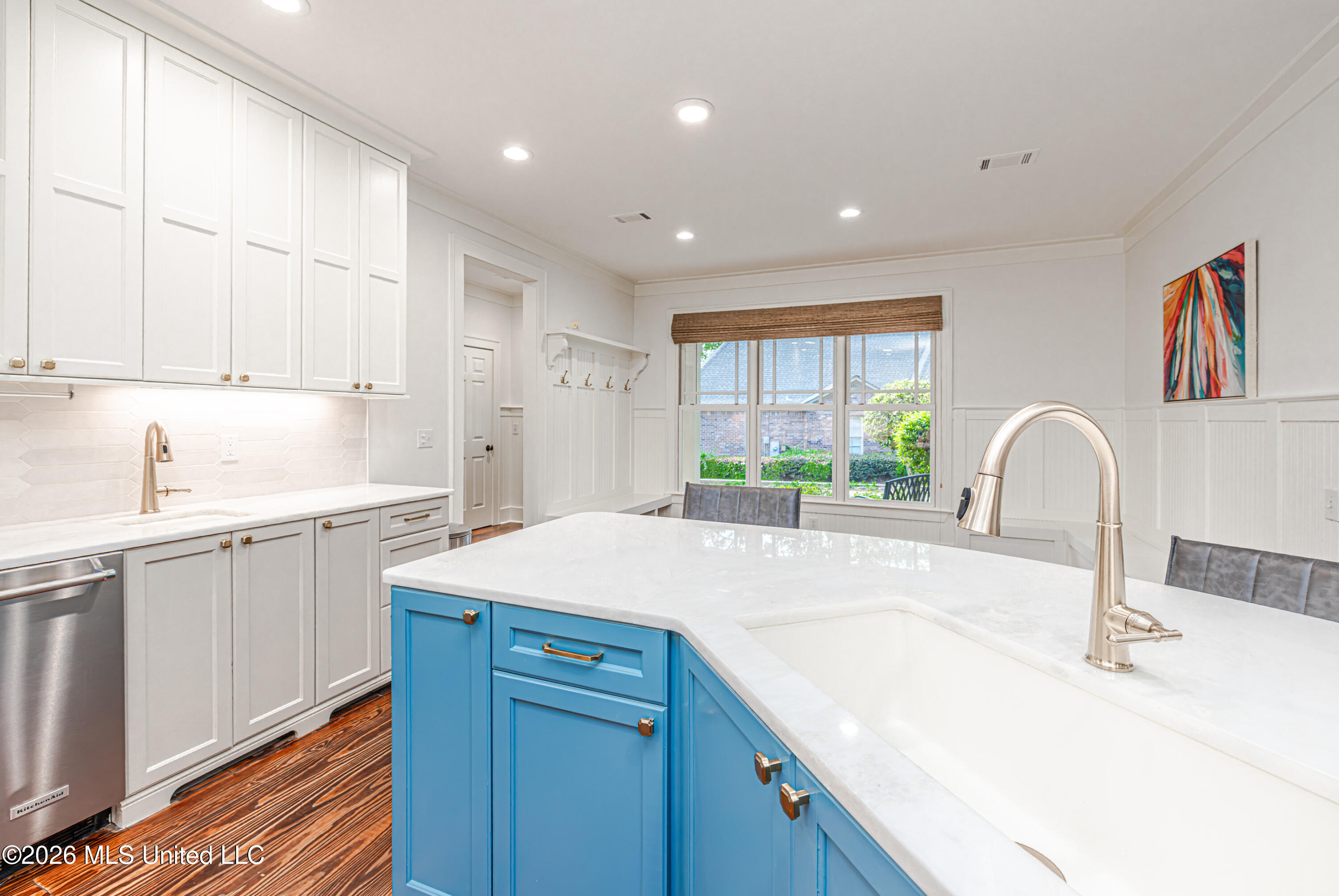 148 Cedar Woods Cove Property Photo 16