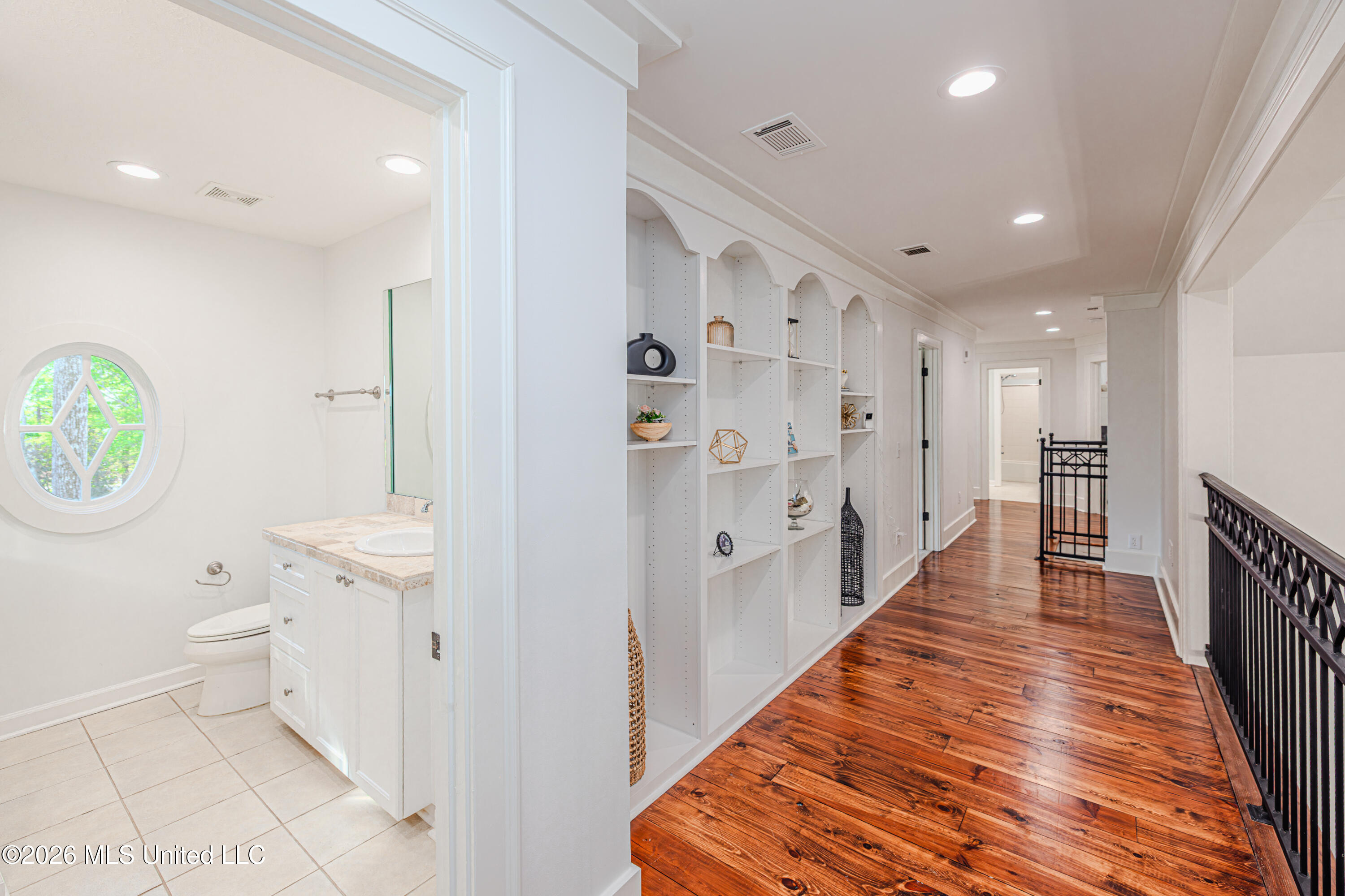 148 Cedar Woods Cove Property Photo 40