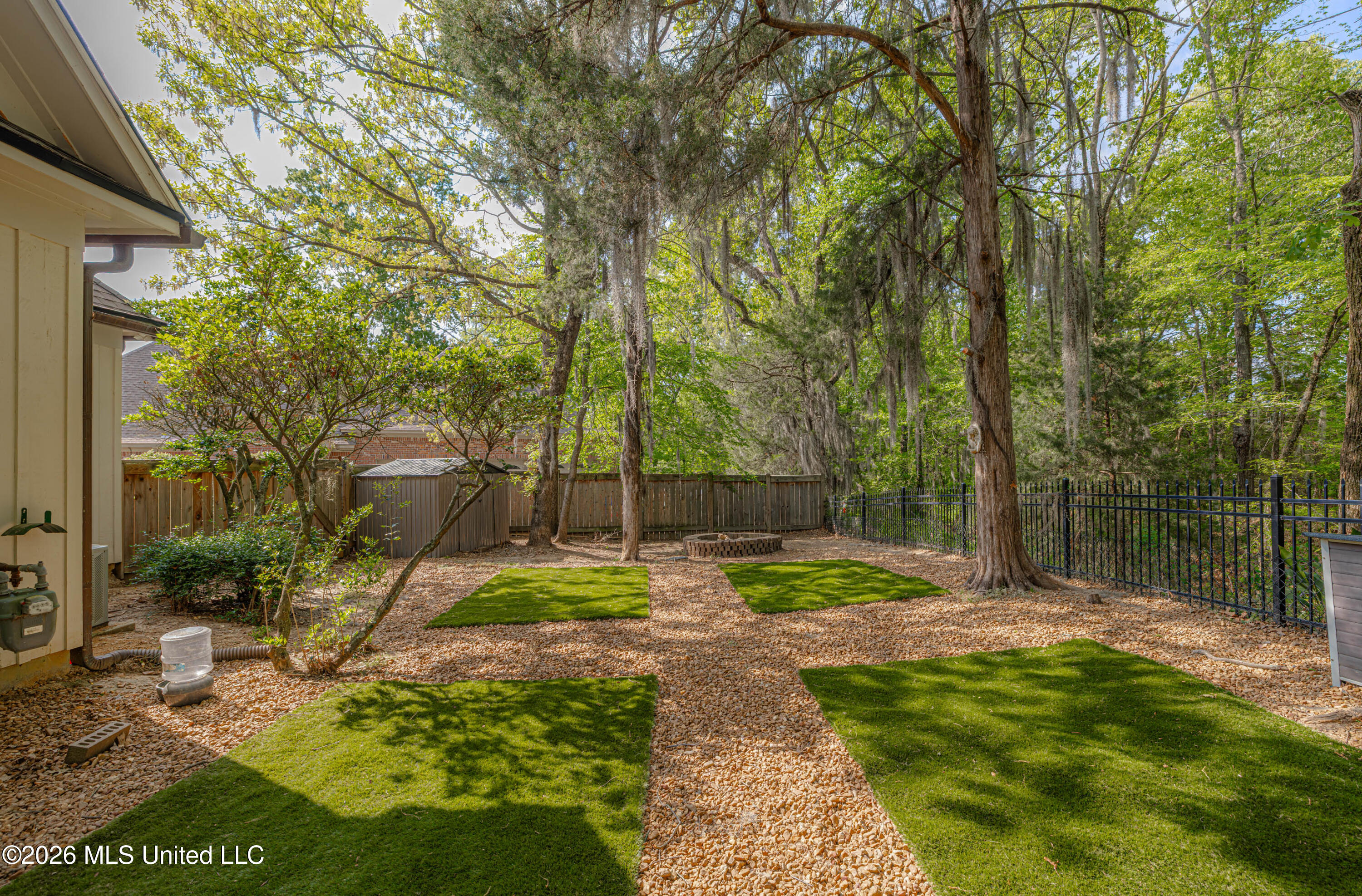 148 Cedar Woods Cove Property Photo 54