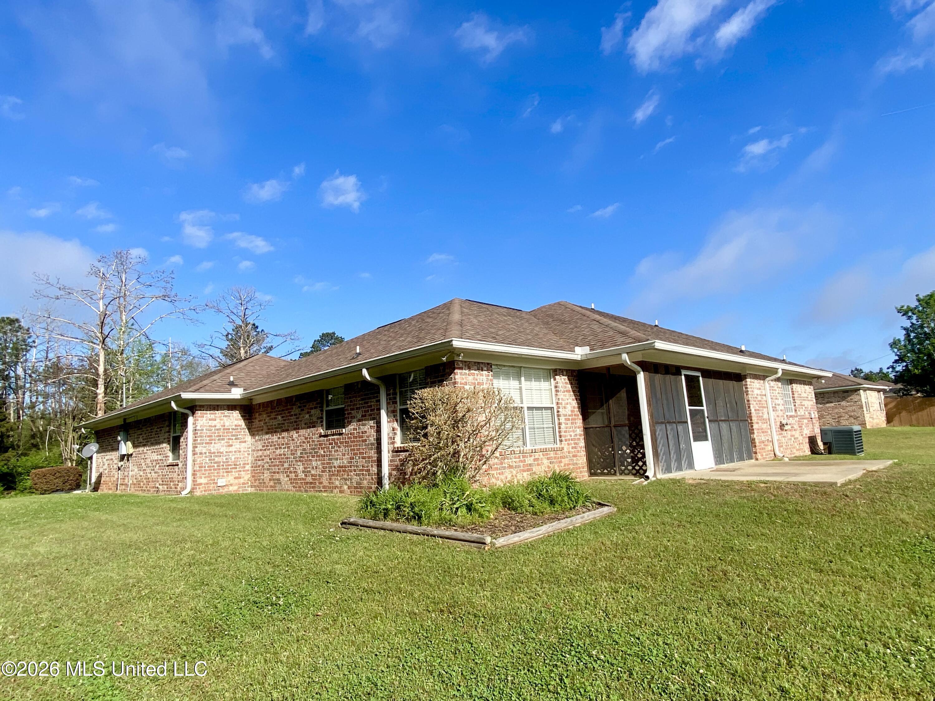 110 Whittington Lane Property Photo 6