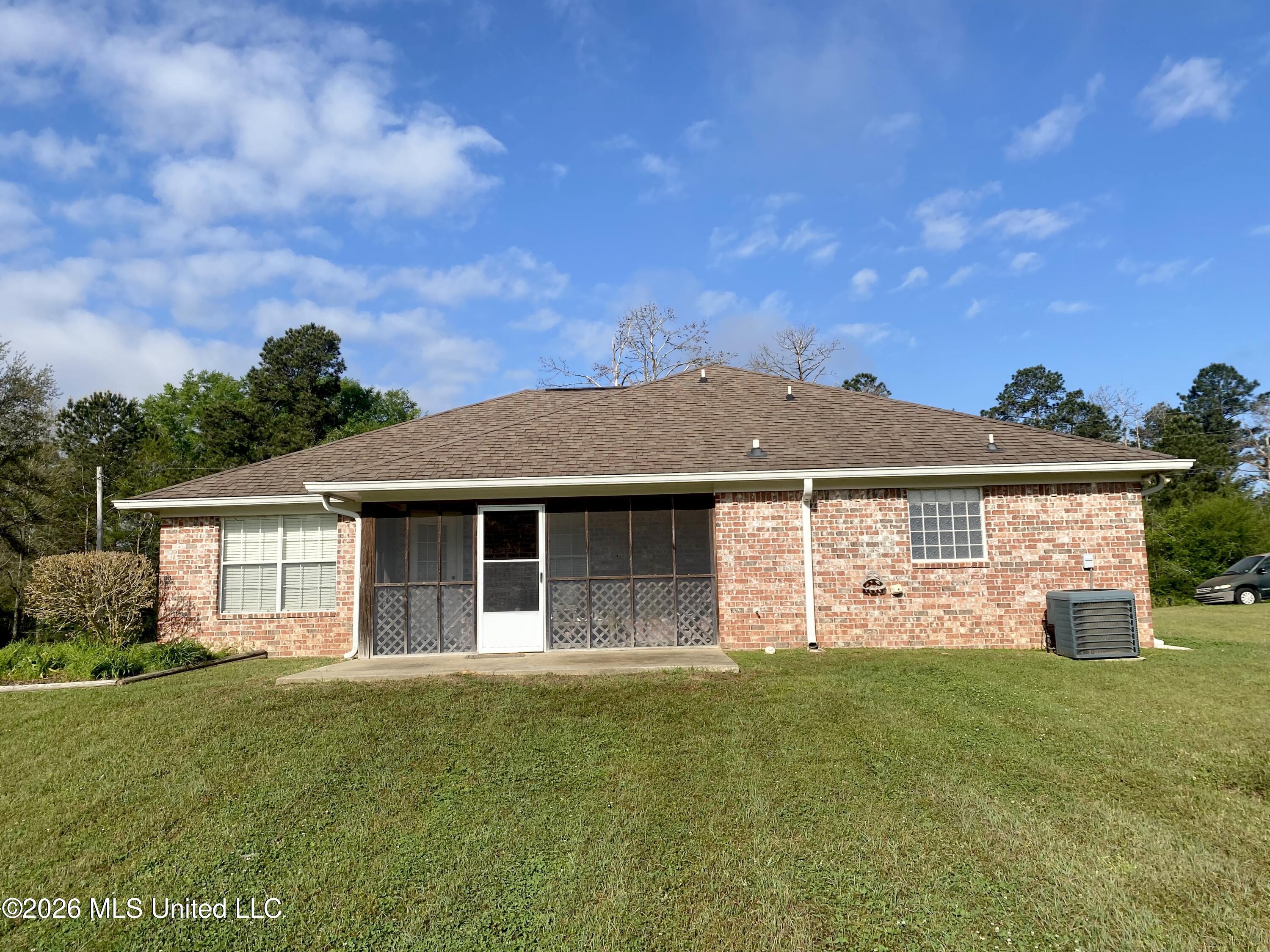 110 Whittington Lane Property Photo 7
