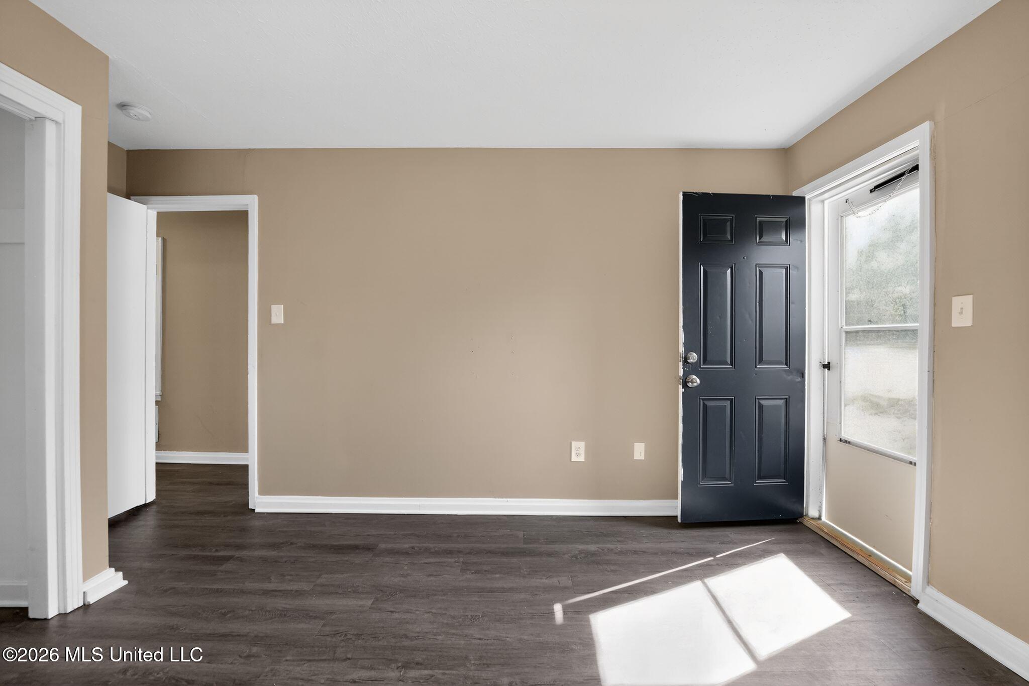 3085 Bienville Drive Property Photo 9