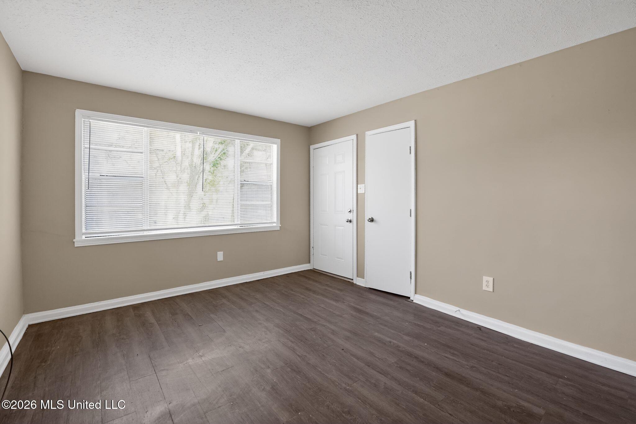 3085 Bienville Drive Property Photo 10