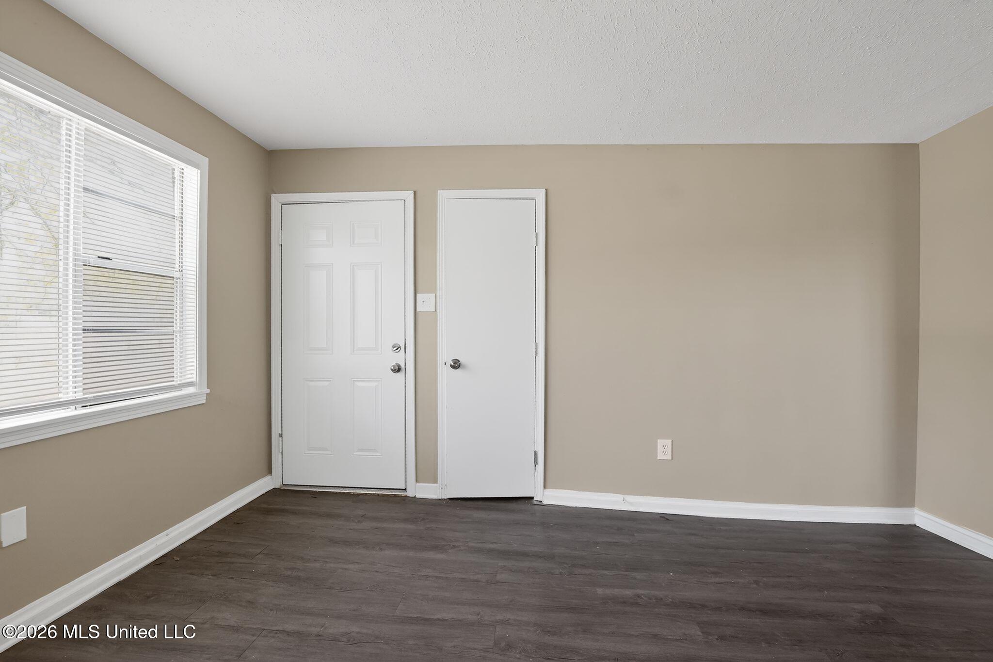 3085 Bienville Drive Property Photo 13
