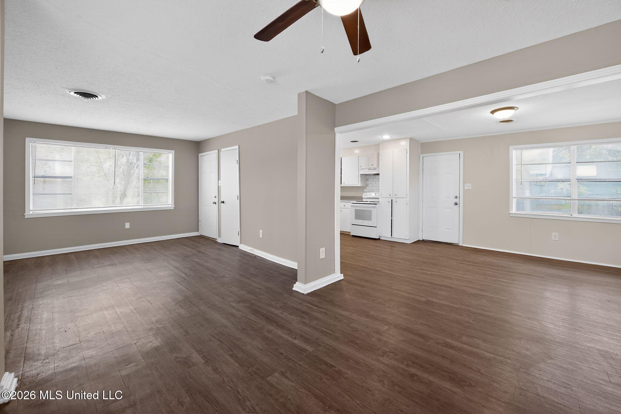 3085 Bienville Drive Property Photo 15