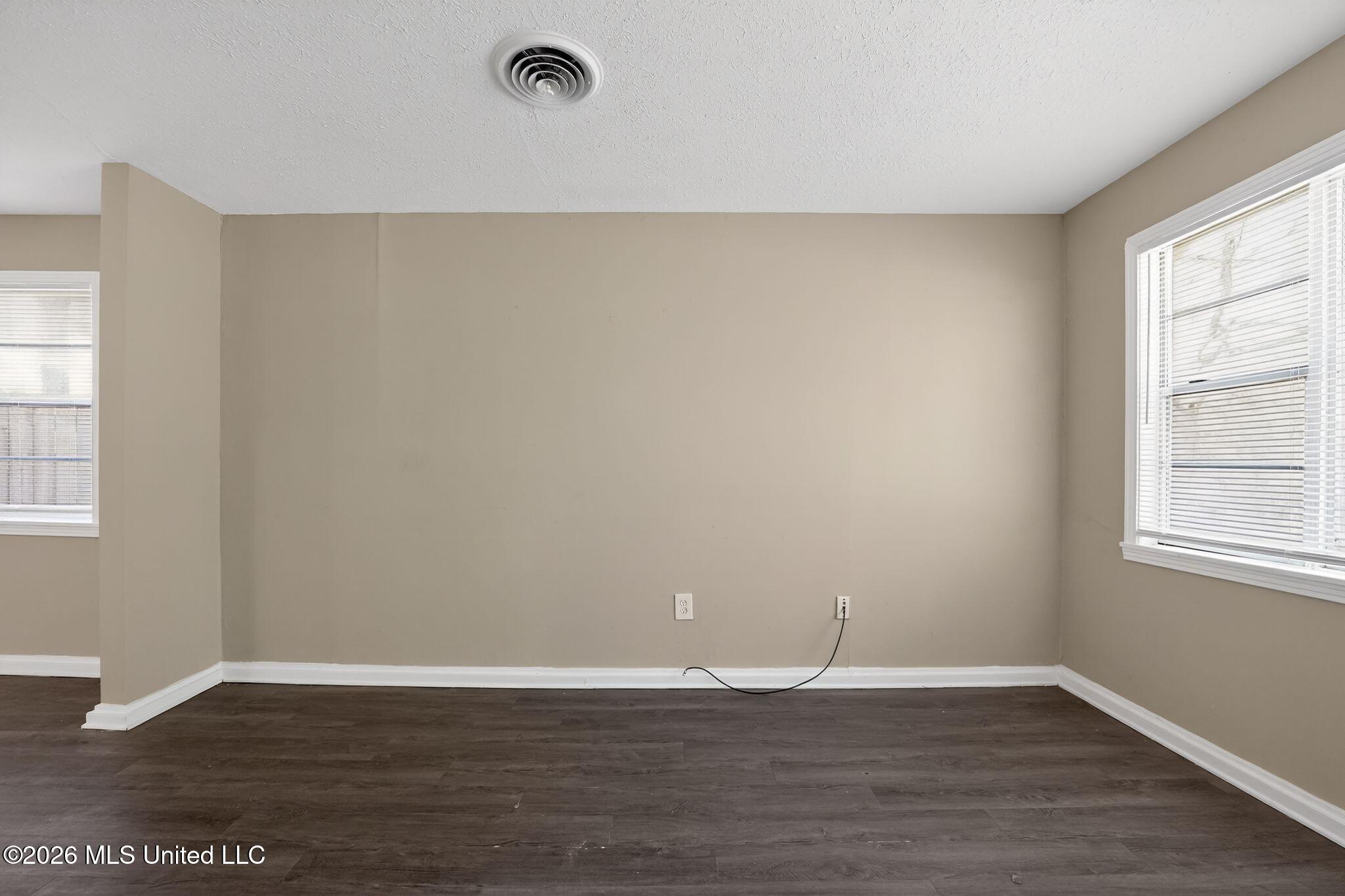 3085 Bienville Drive Property Photo 19