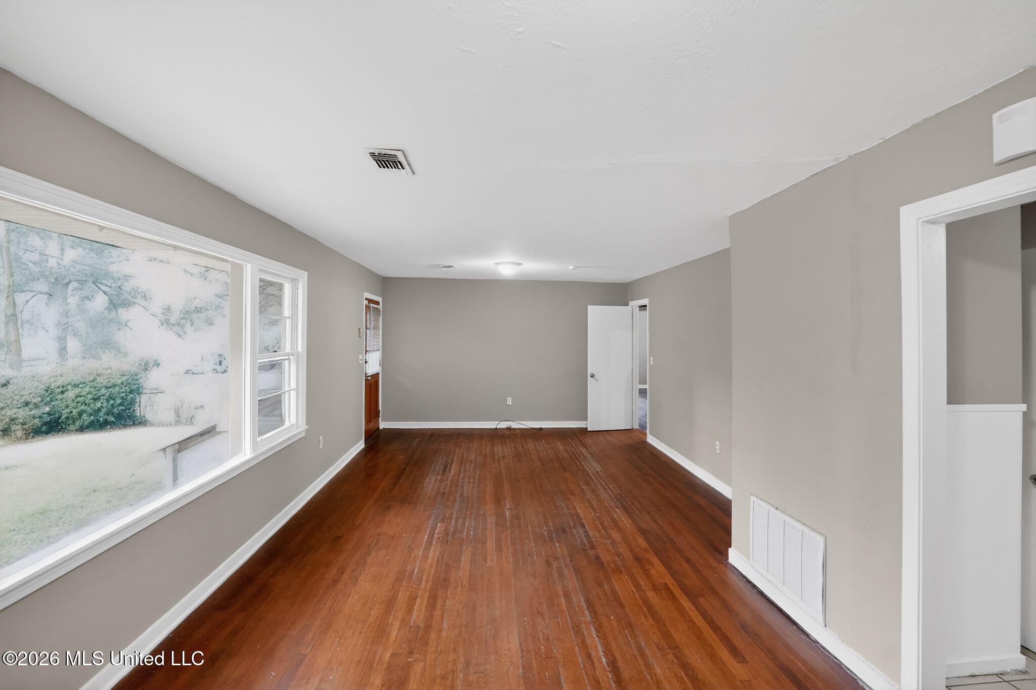 734 Montclair Place Property Photo 16