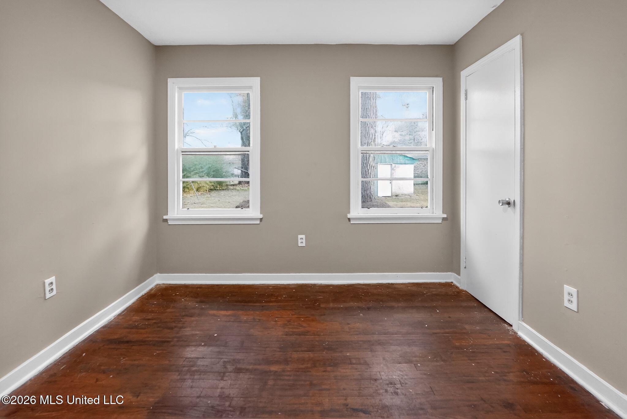 734 Montclair Place Property Photo 17