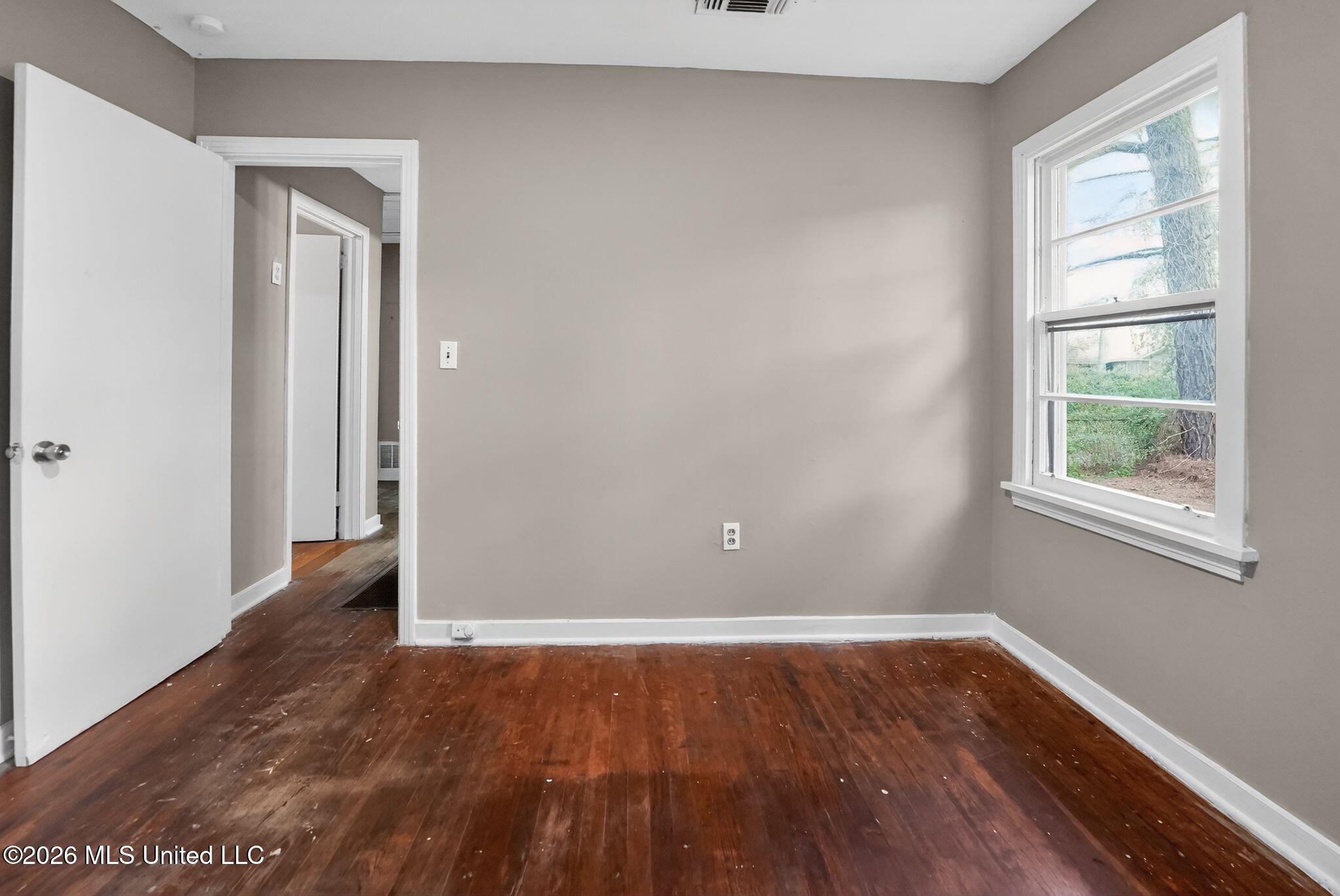 734 Montclair Place Property Photo 18