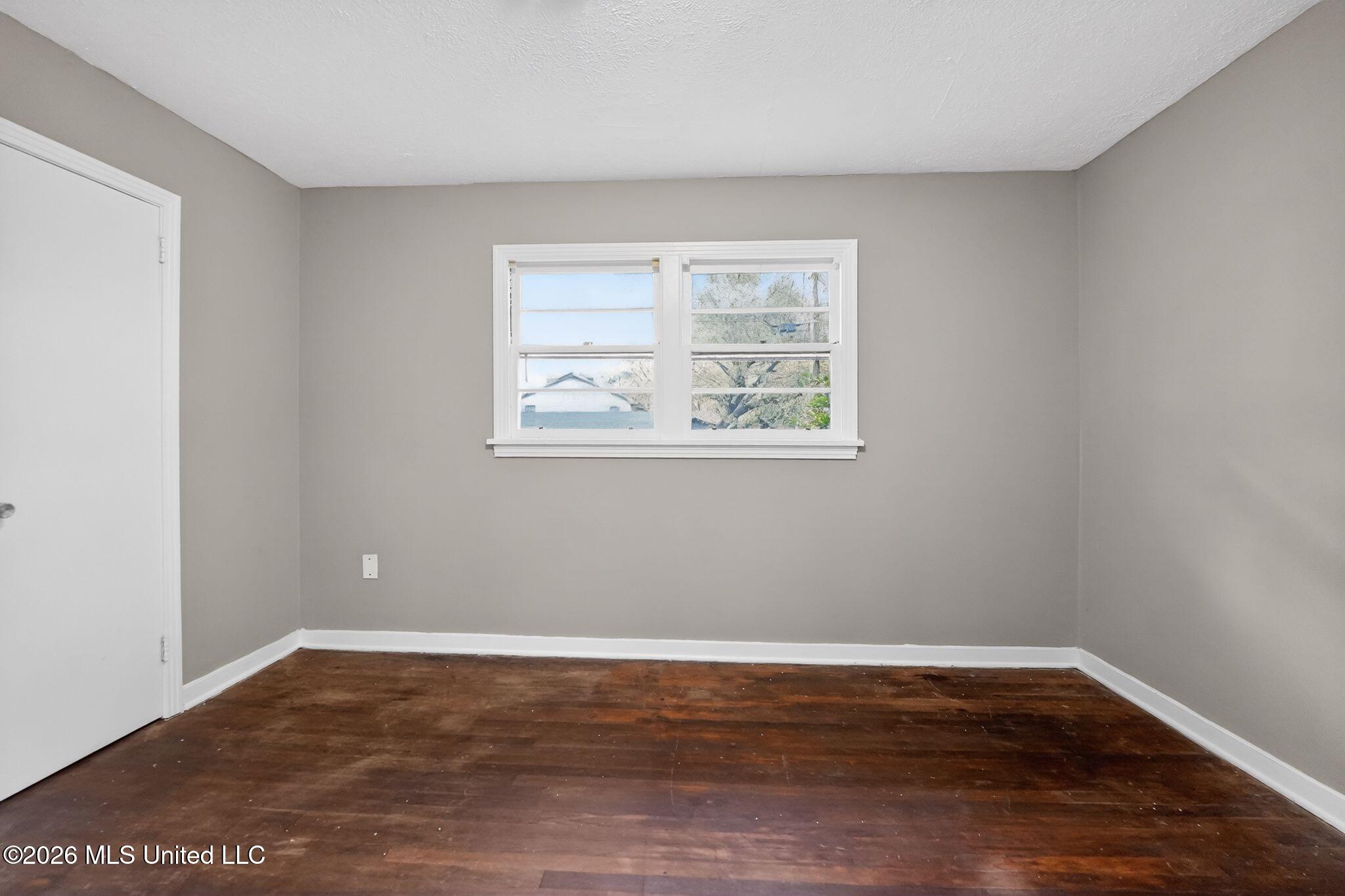 734 Montclair Place Property Photo 20