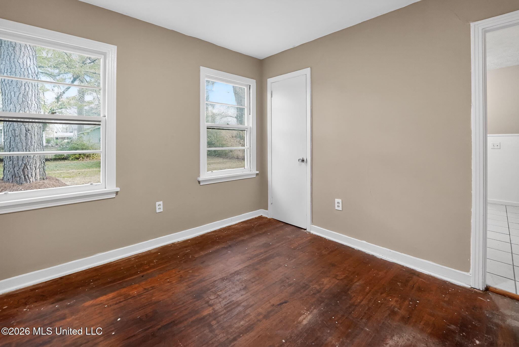 734 Montclair Place Property Photo 33