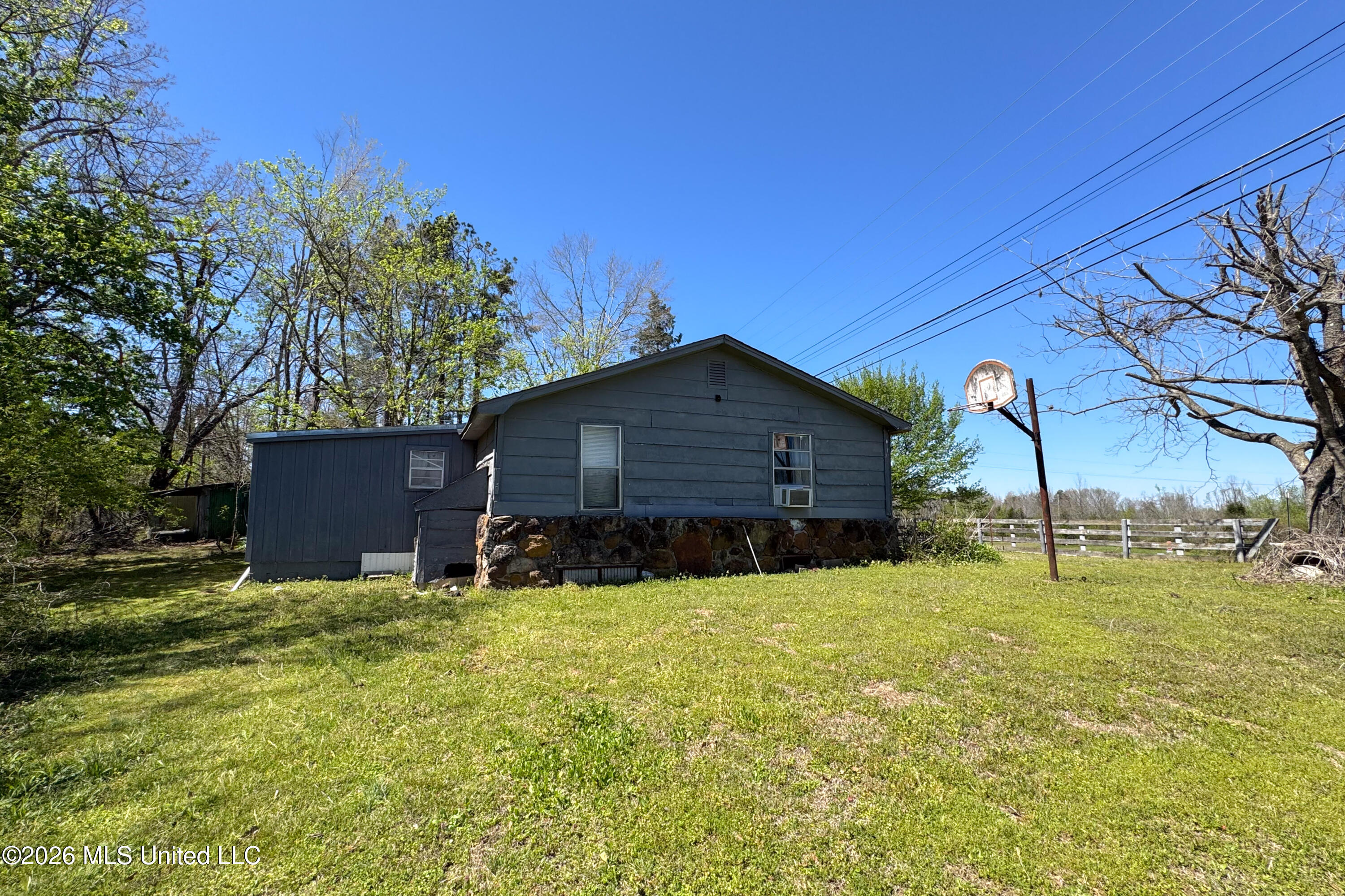 10650 Hwy 72 Property Photo 4