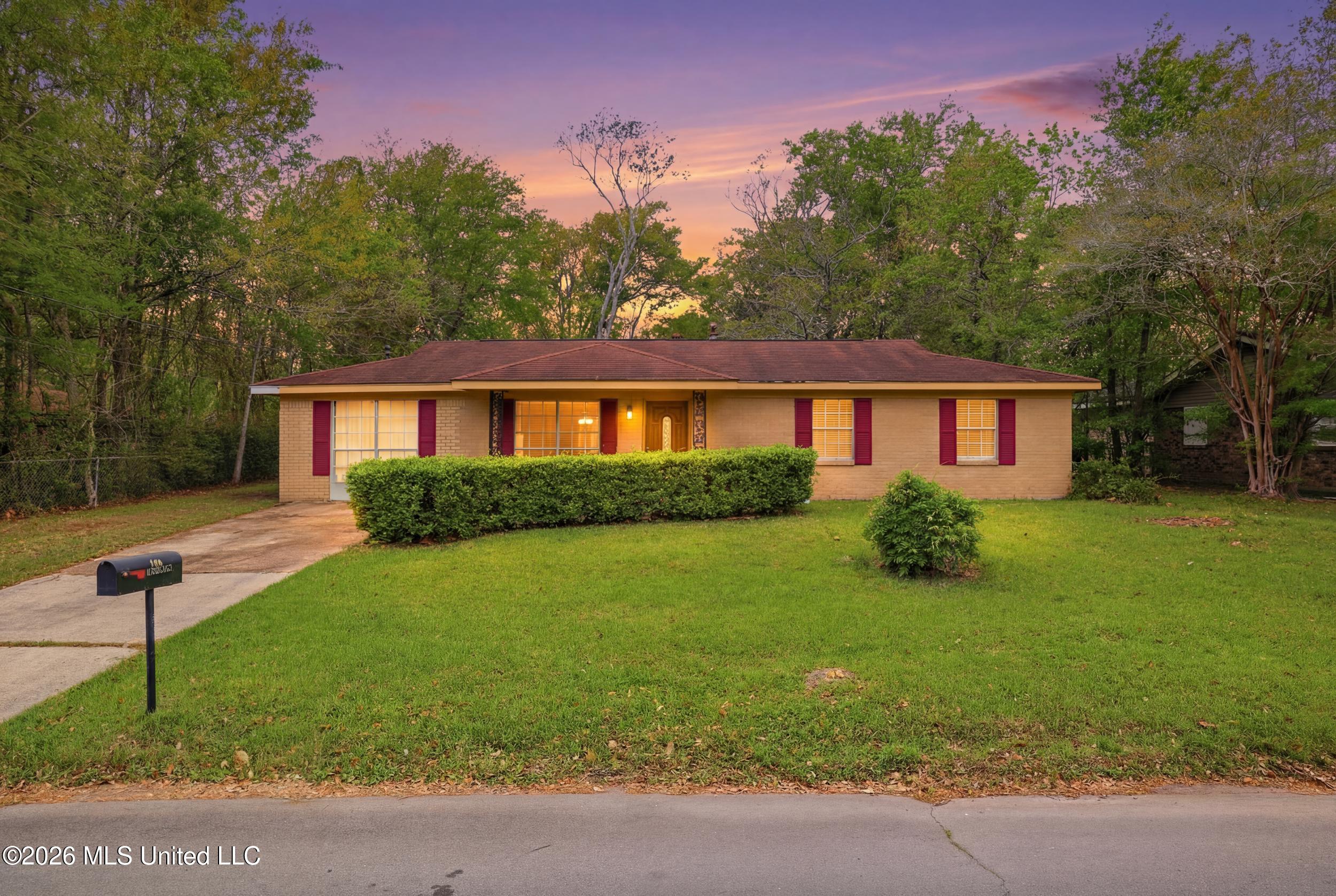 103 Forest Drive Property Photo 1