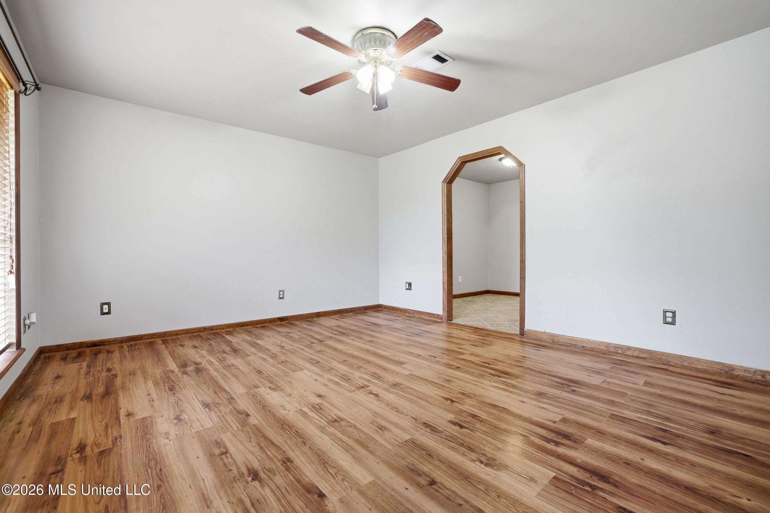 103 Forest Drive Property Photo 6