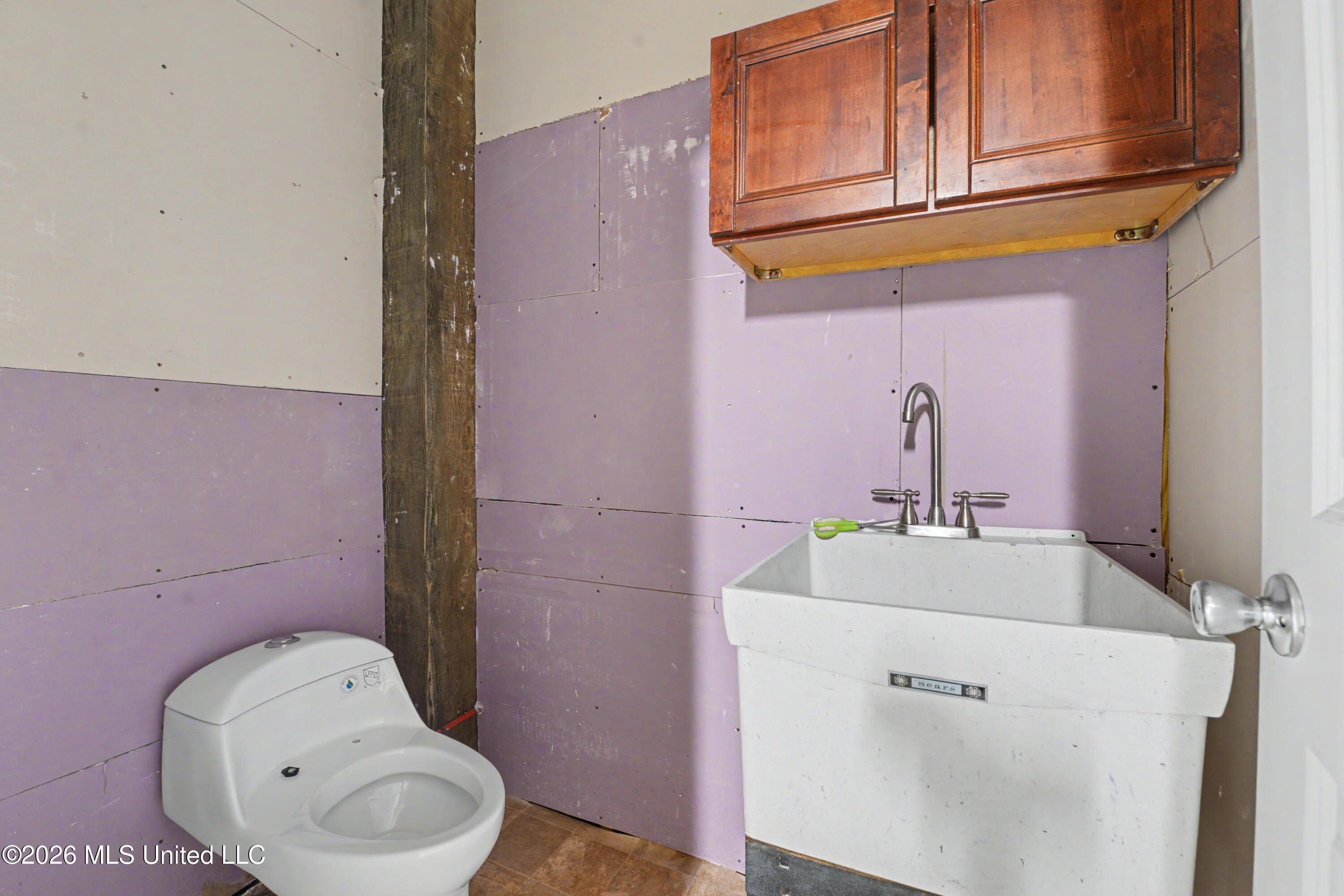 6 Sherman Avenue Property Photo 44
