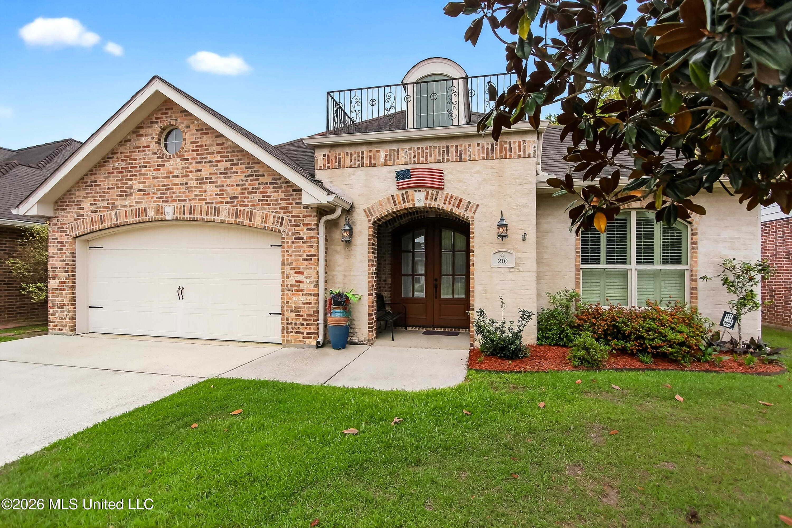 210 Fairway Villa Property Photo 2