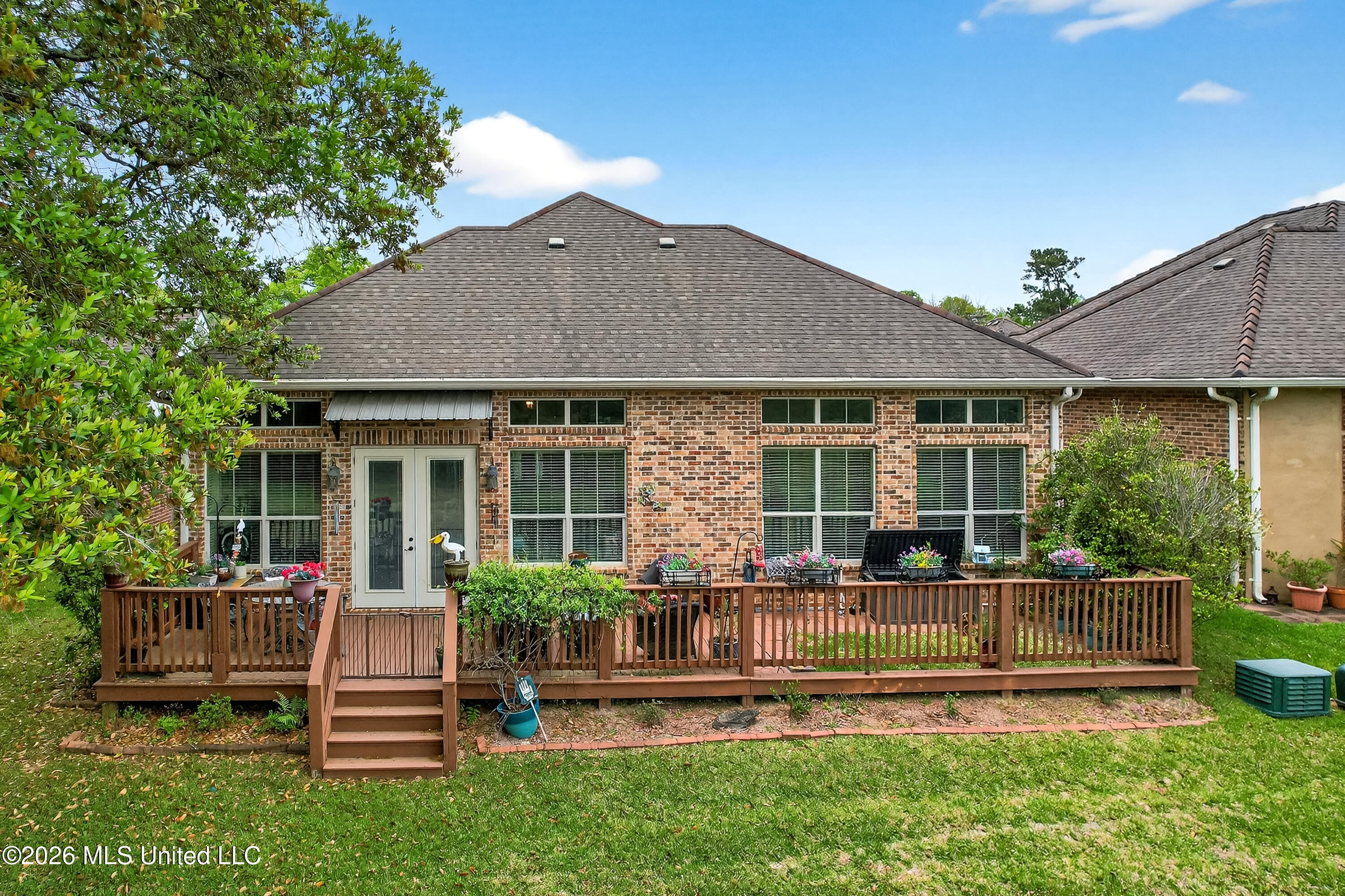 210 Fairway Villa Property Photo 35