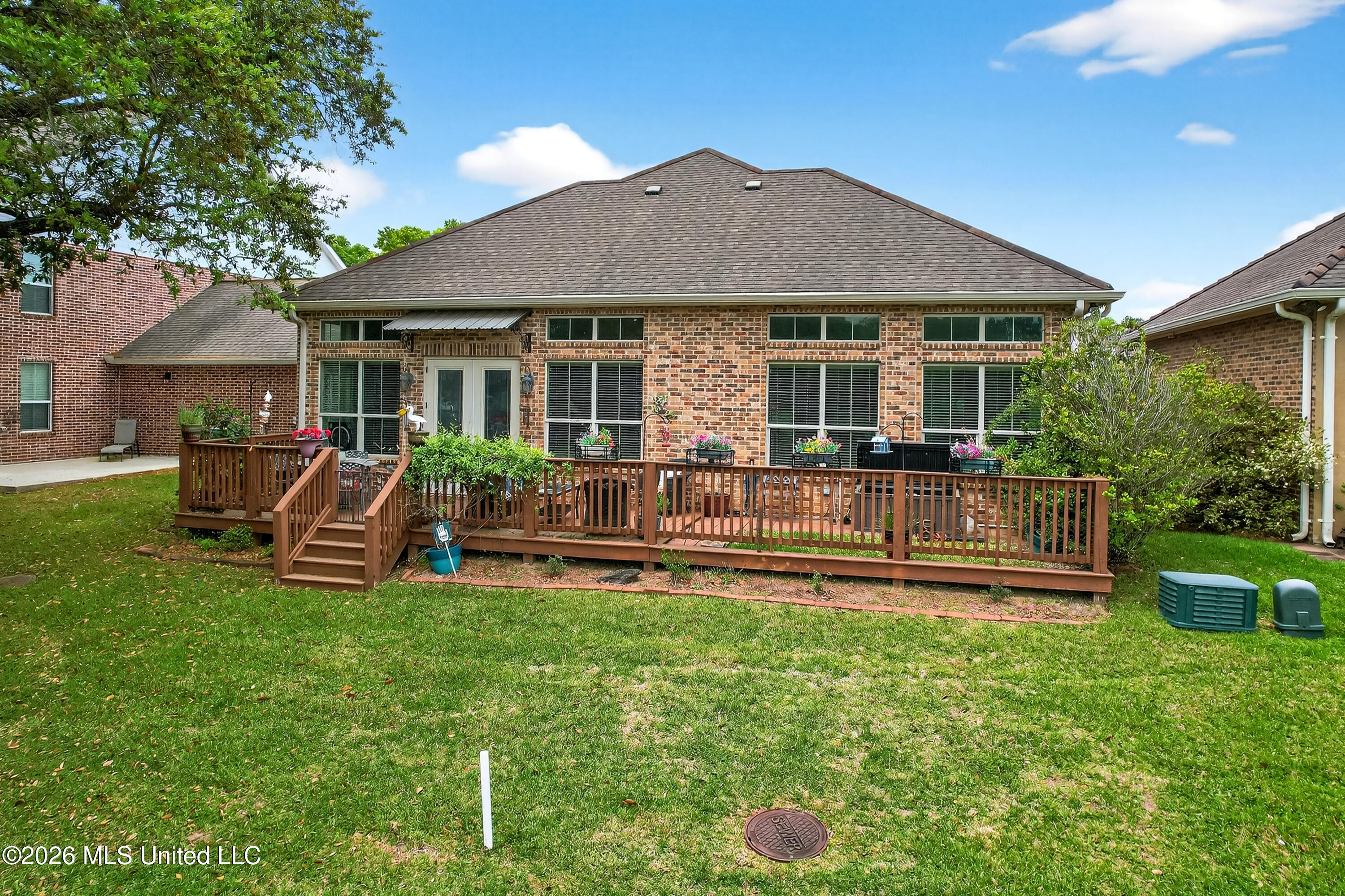 210 Fairway Villa Property Photo 38