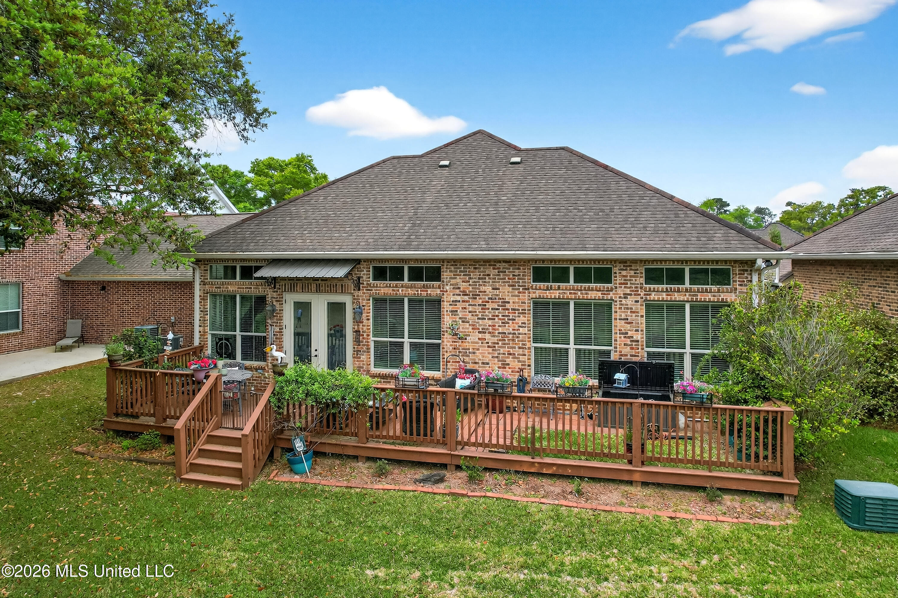 210 Fairway Villa Property Photo 40