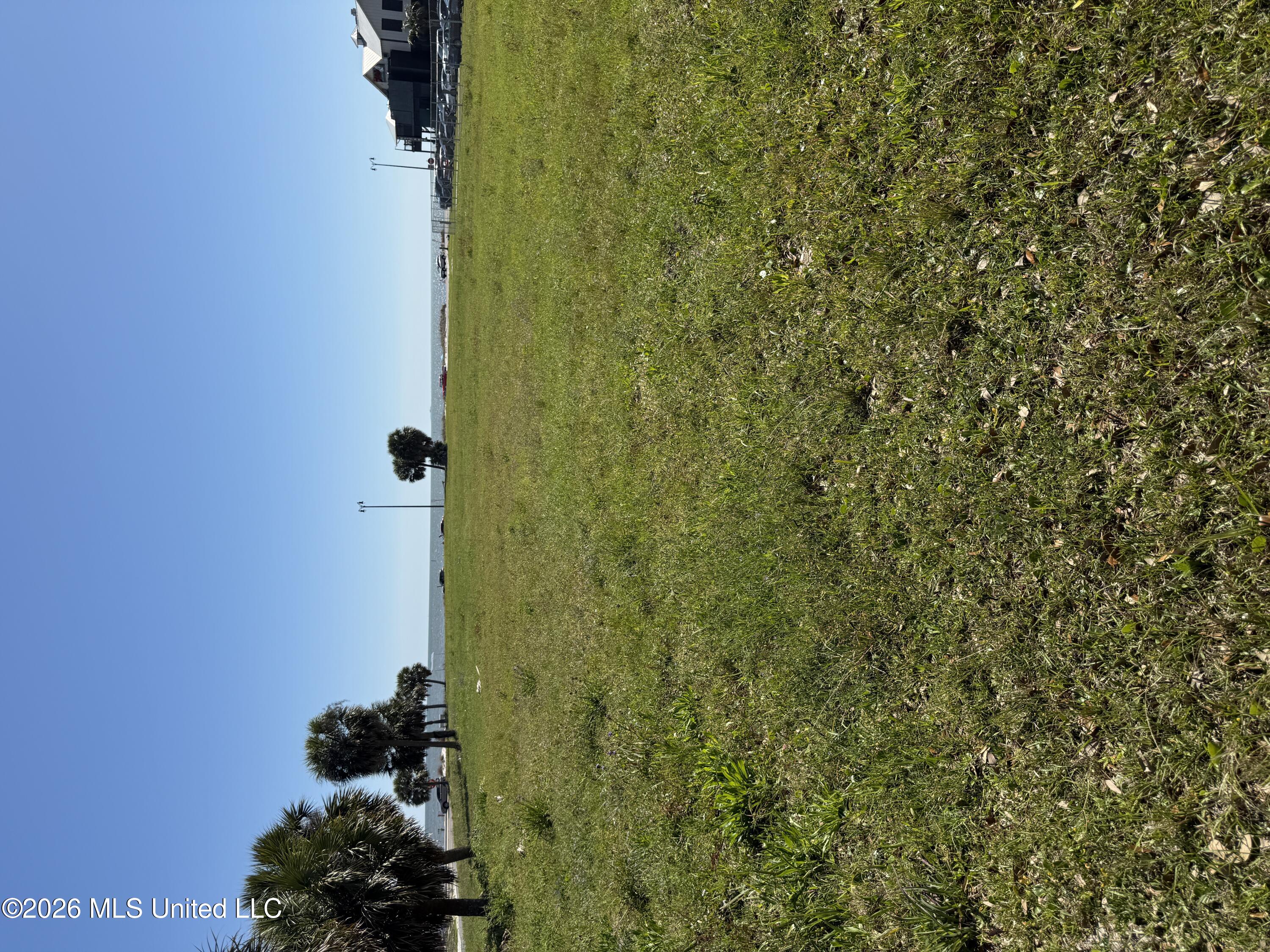 960 Beach Drive Property Photo 2