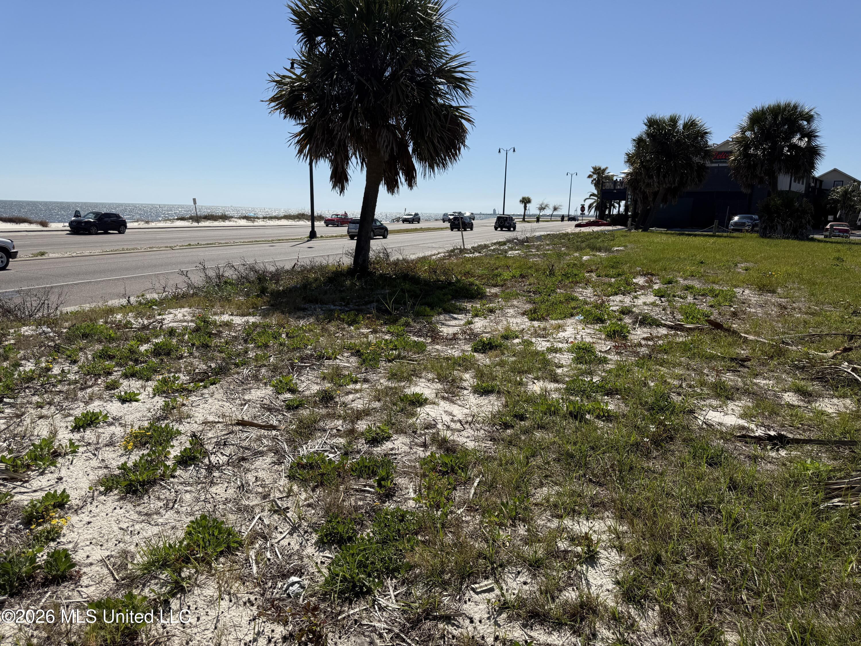 960 Beach Drive Property Photo 5
